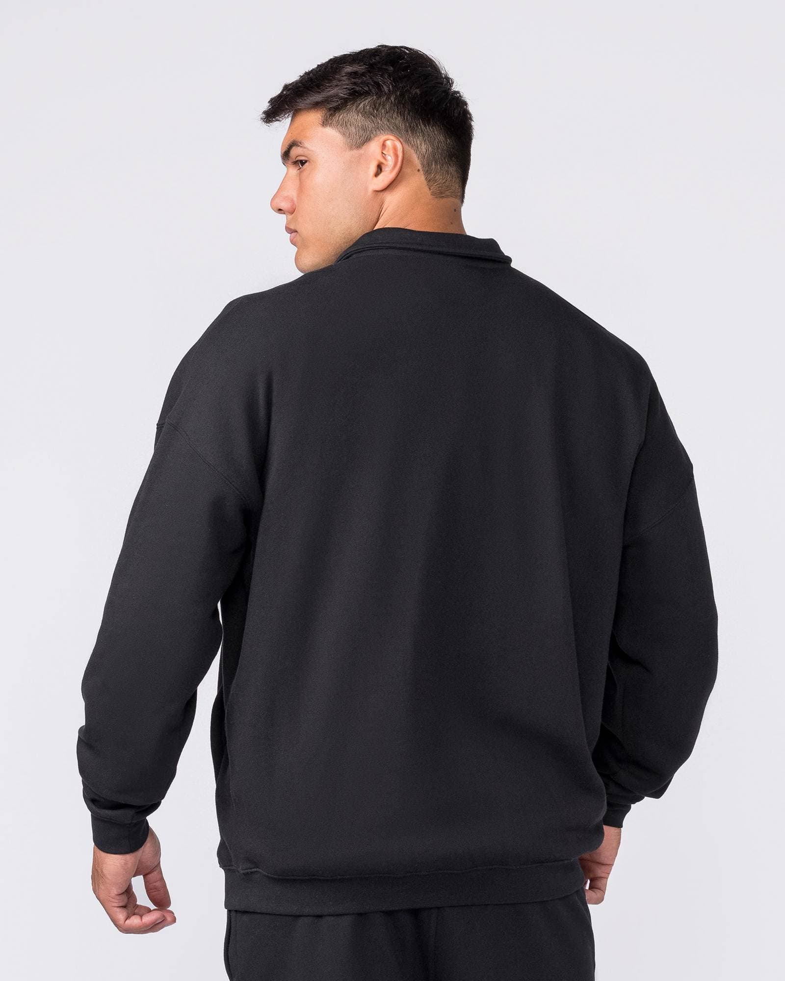 Essential Quarter Zip - Black