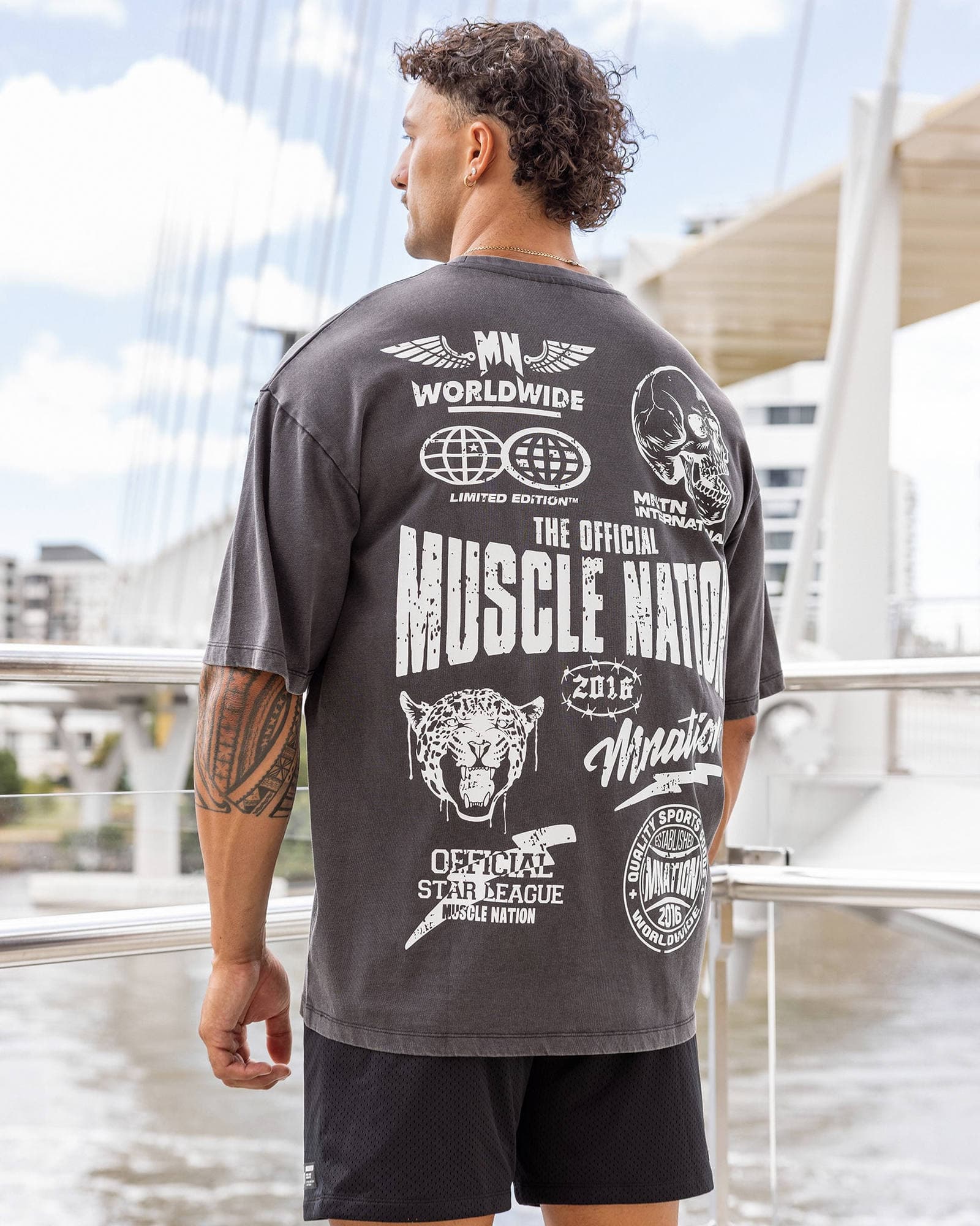 Archives Oversized Vintage Tee - Washed Black