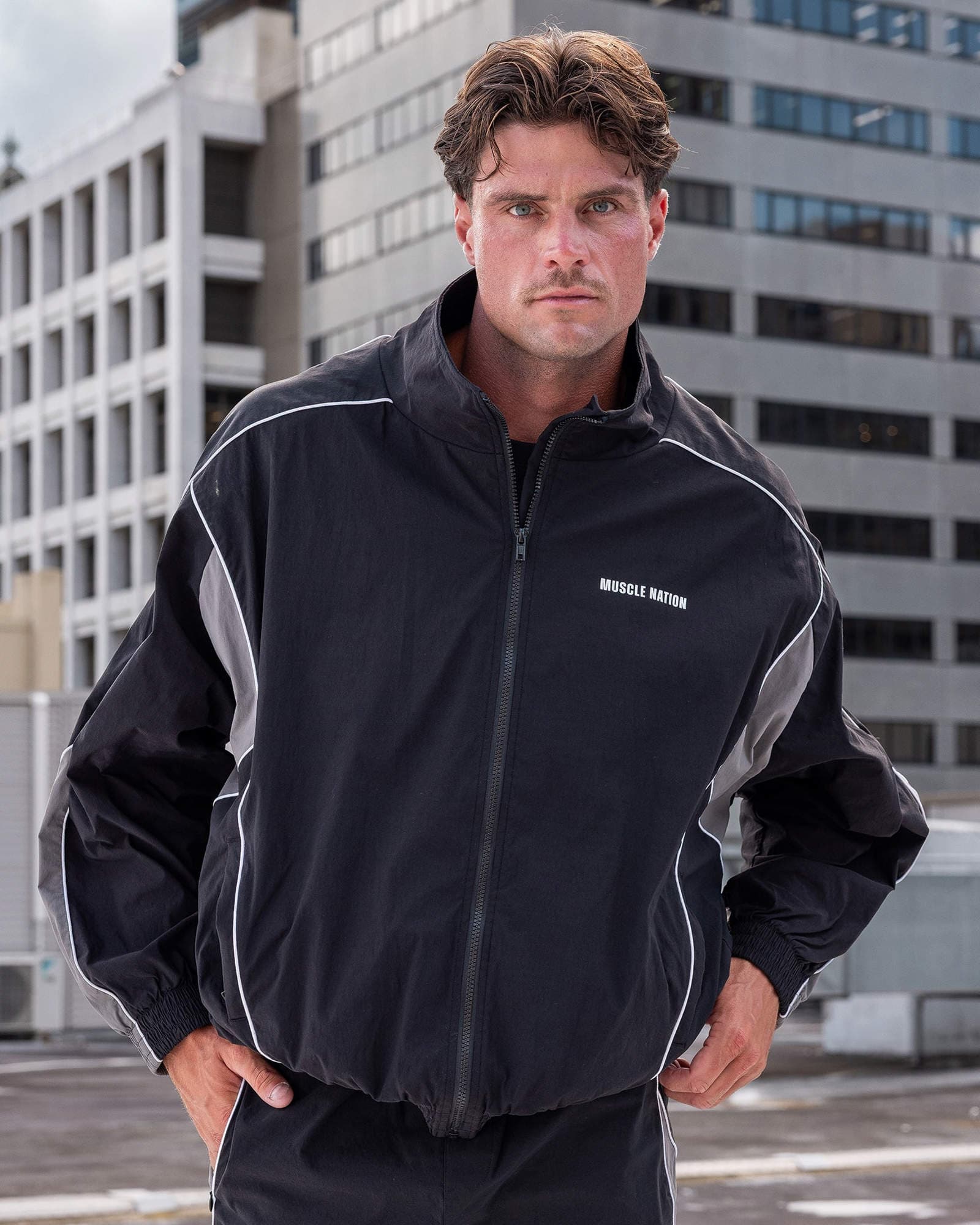 Command Windbreaker Zip Through - Black