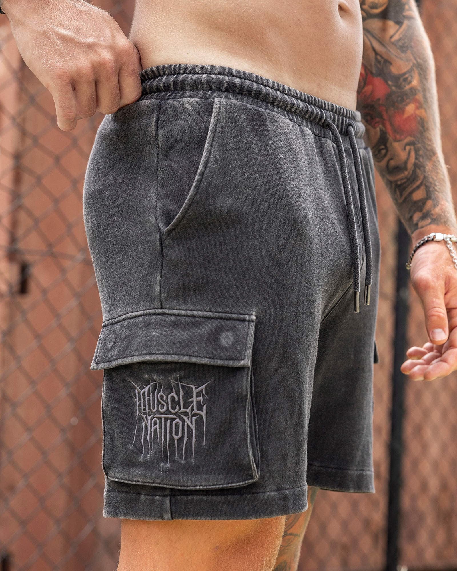 Weekender Vintage Cargo 5" Shorts - Washed Black