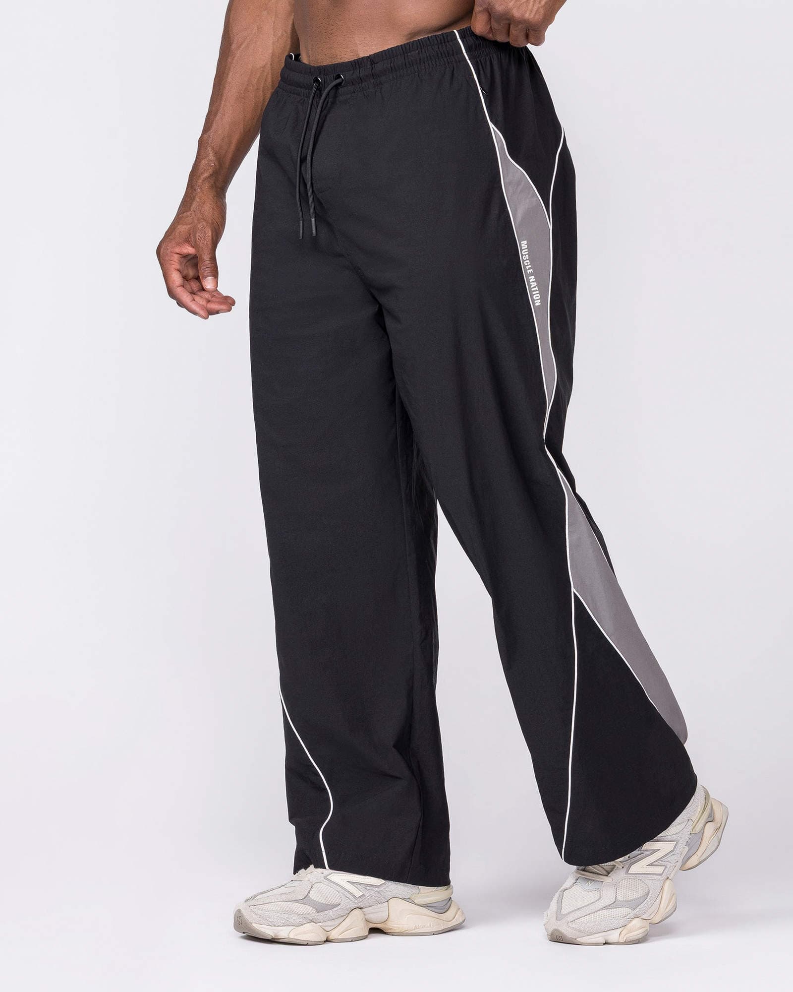 Command Windbreaker Pants - Black