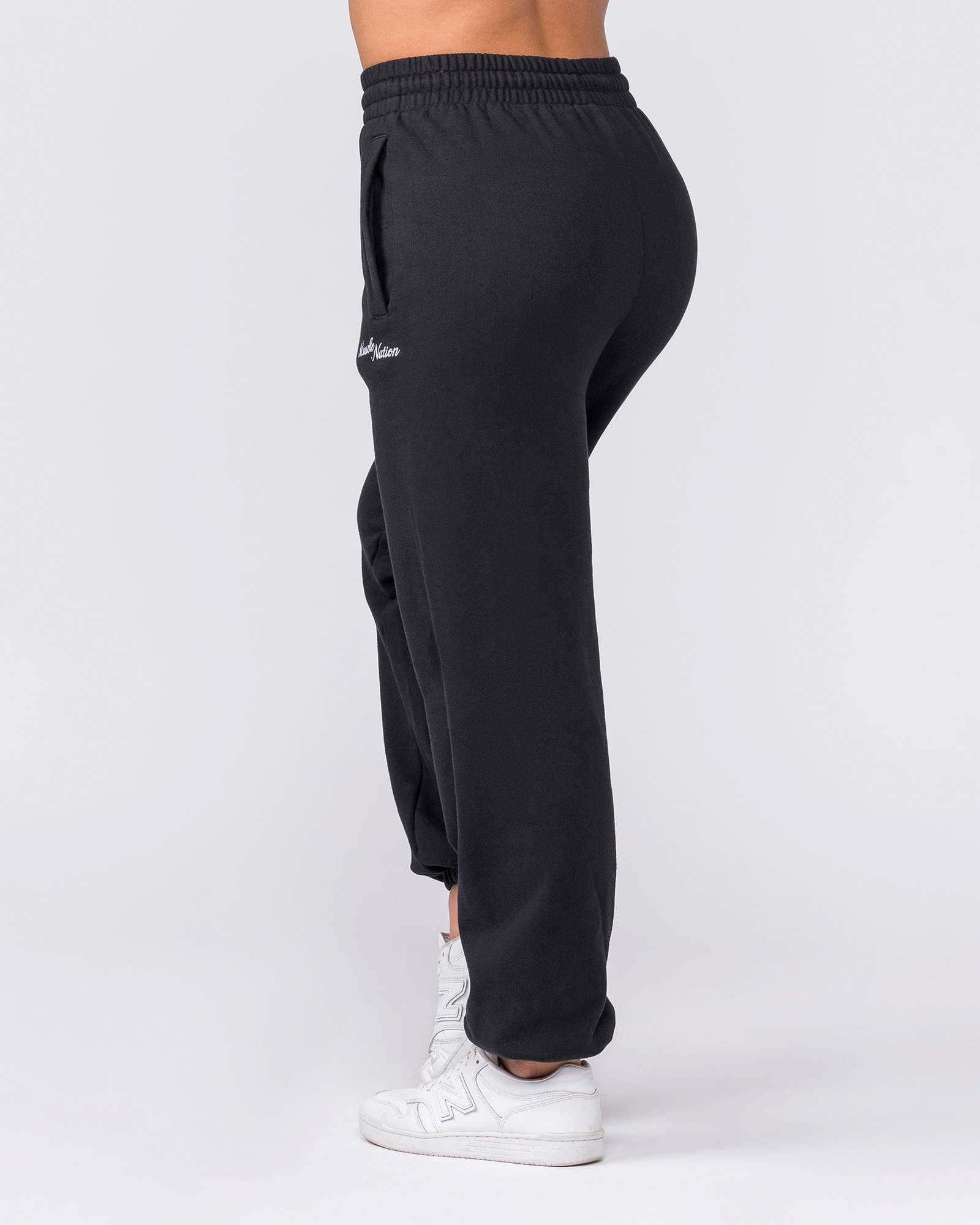 Routine Slouchy Trackies - Black