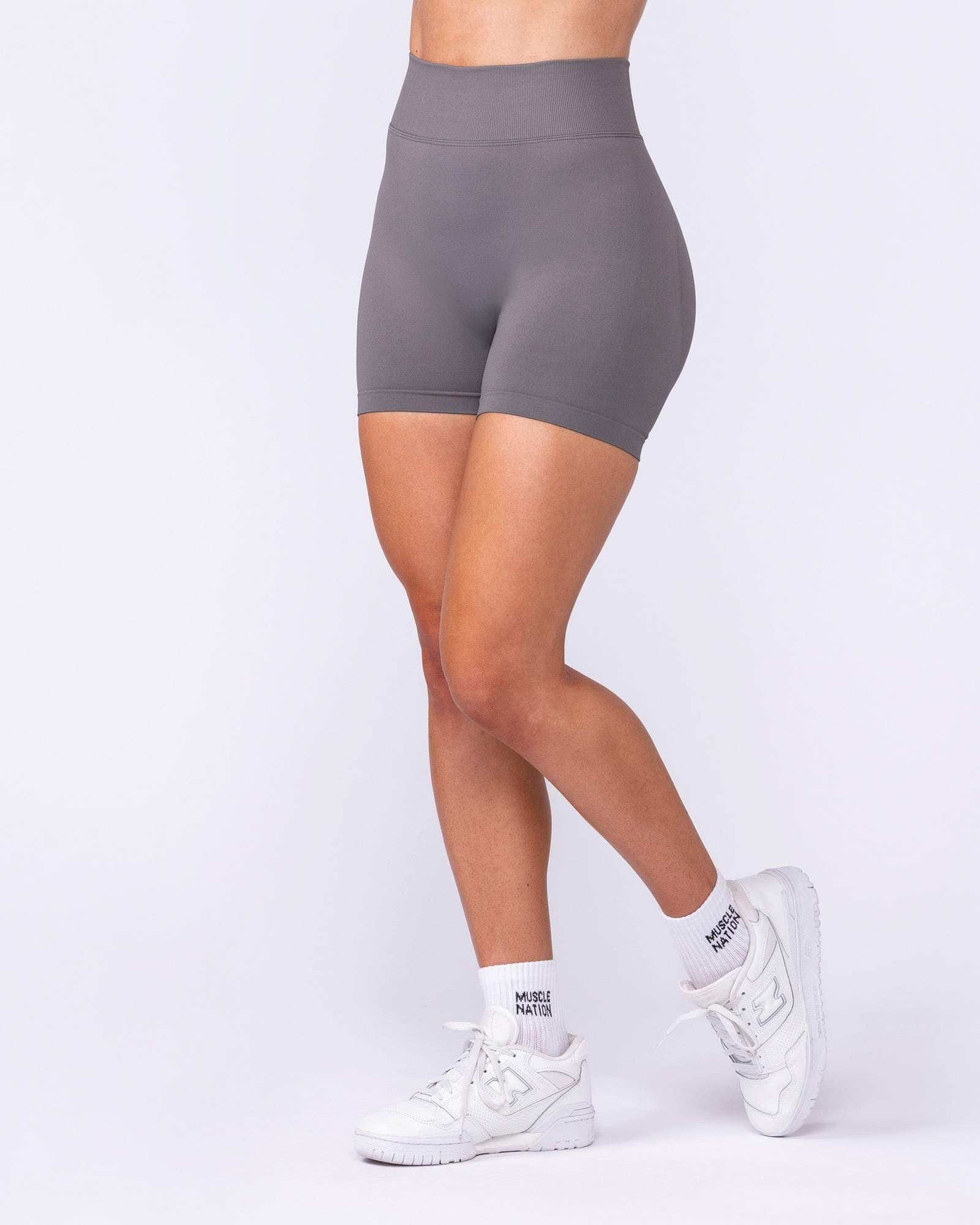 Sculpt Seamless Midway Shorts - Vapour