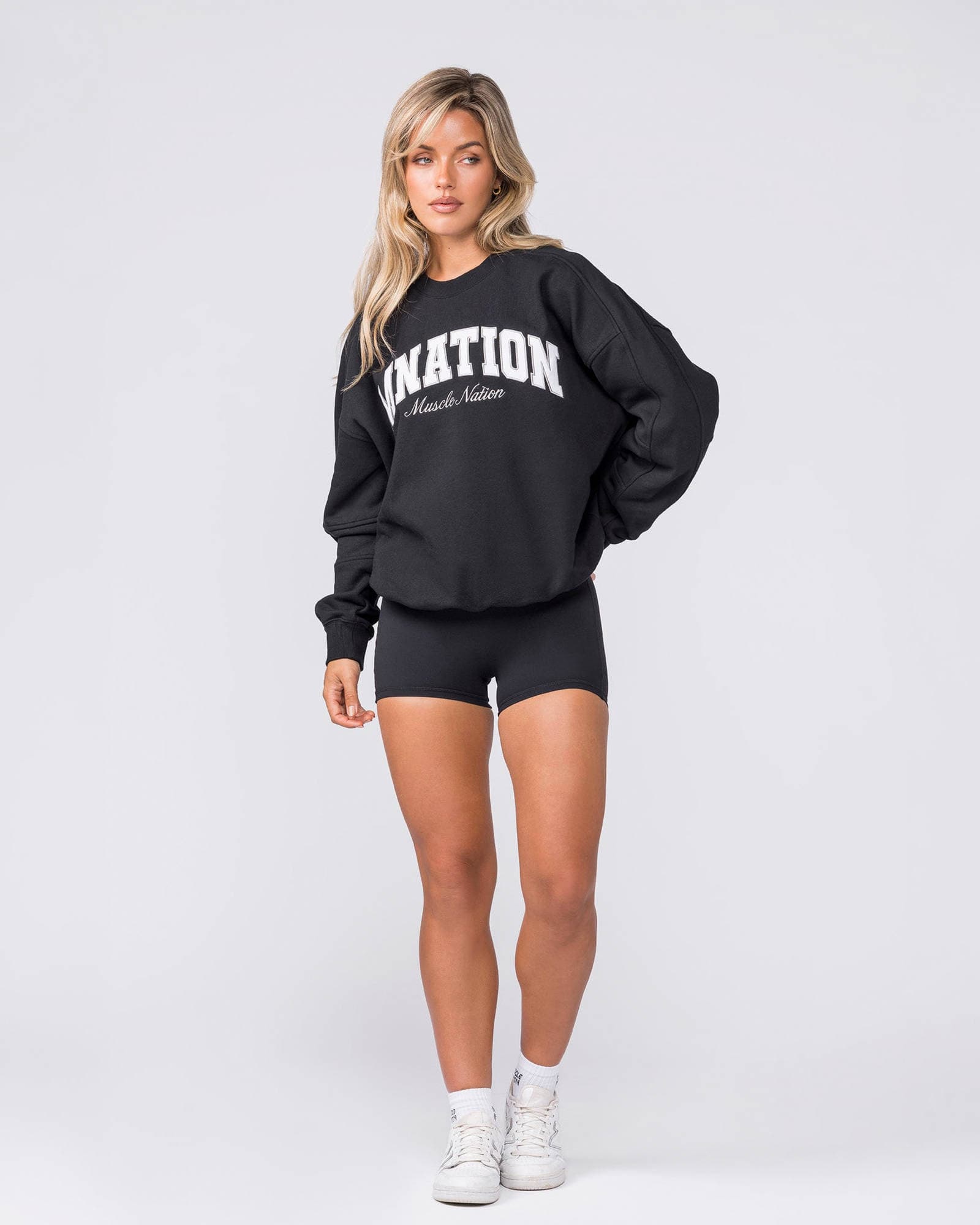 Studio Boxy Pullover - Black