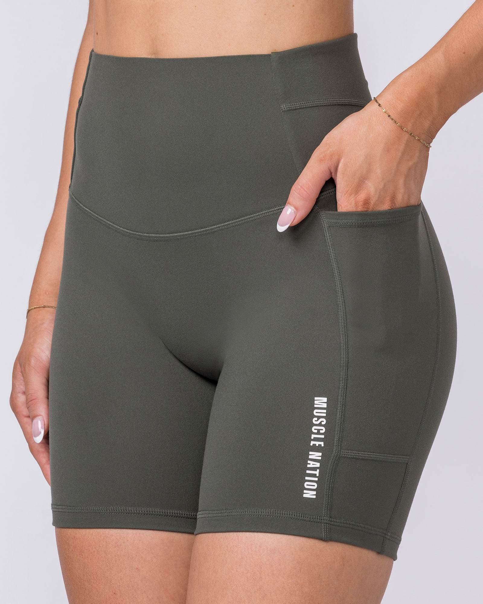 Unrivalled Everyday Pocket Bike Shorts - Eucalyptus