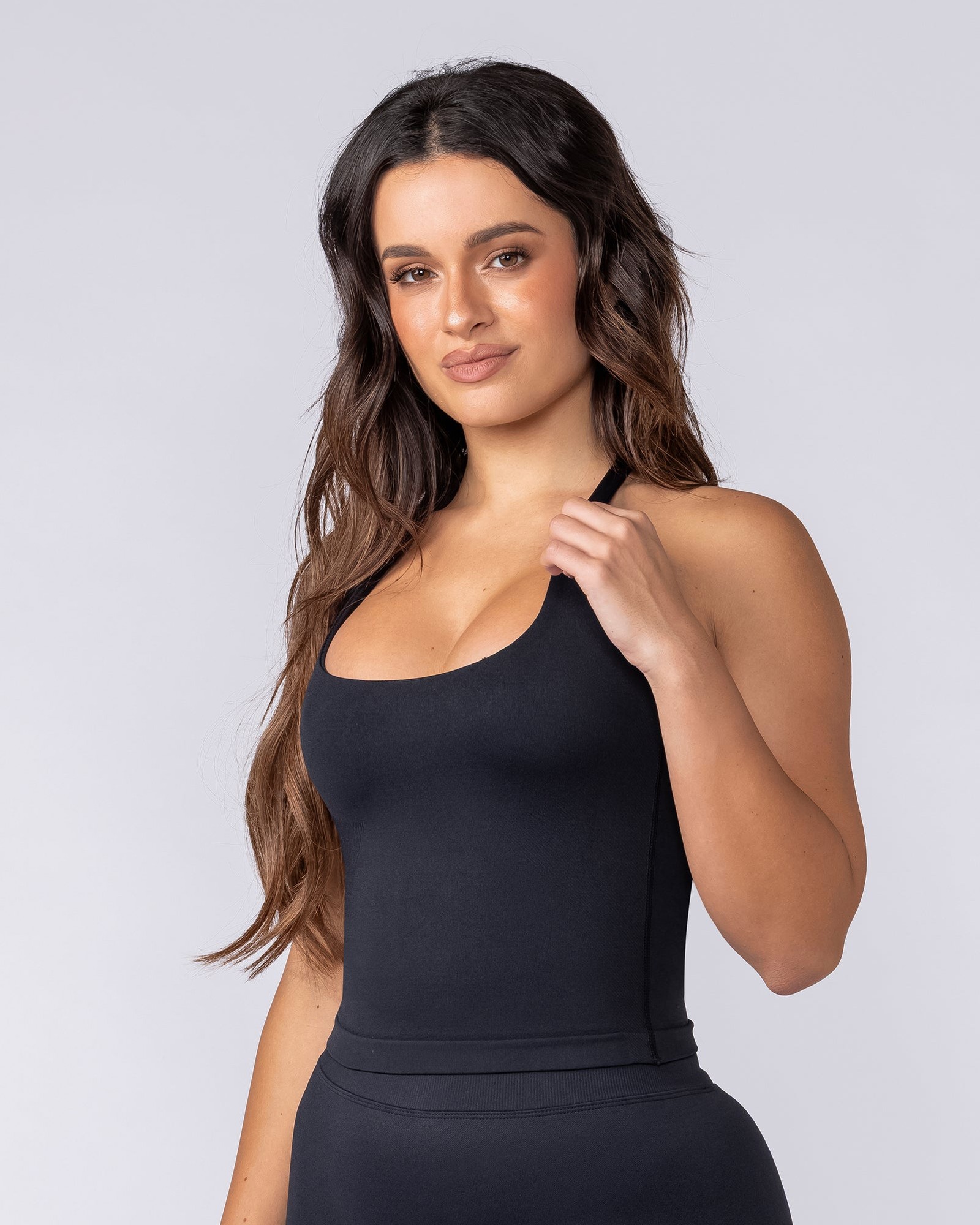 Sculpt Seamless Halter Bra Tank - Black
