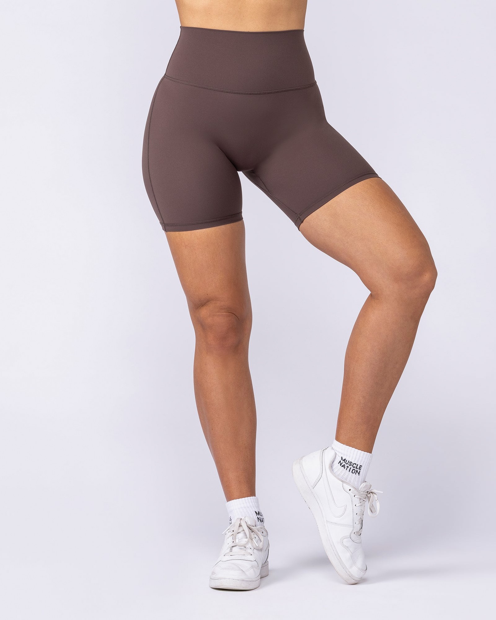 Aura Peachy High Invisible Scrunch Bike Shorts - Cola