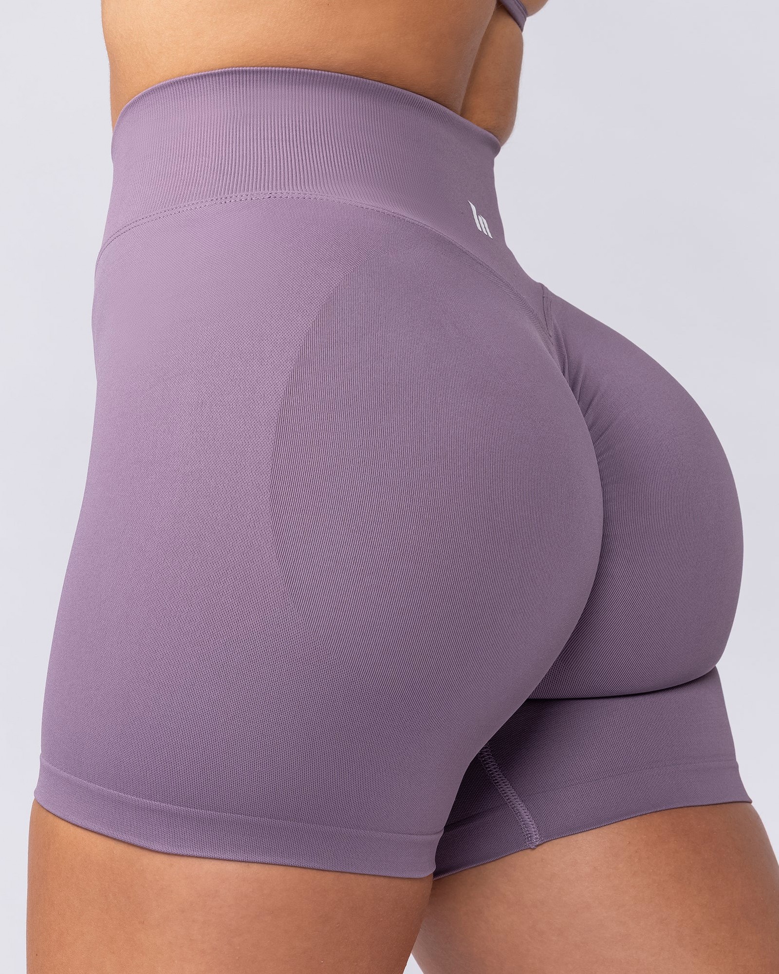 Sculpt Seamless Midway Shorts - Dark Thistle