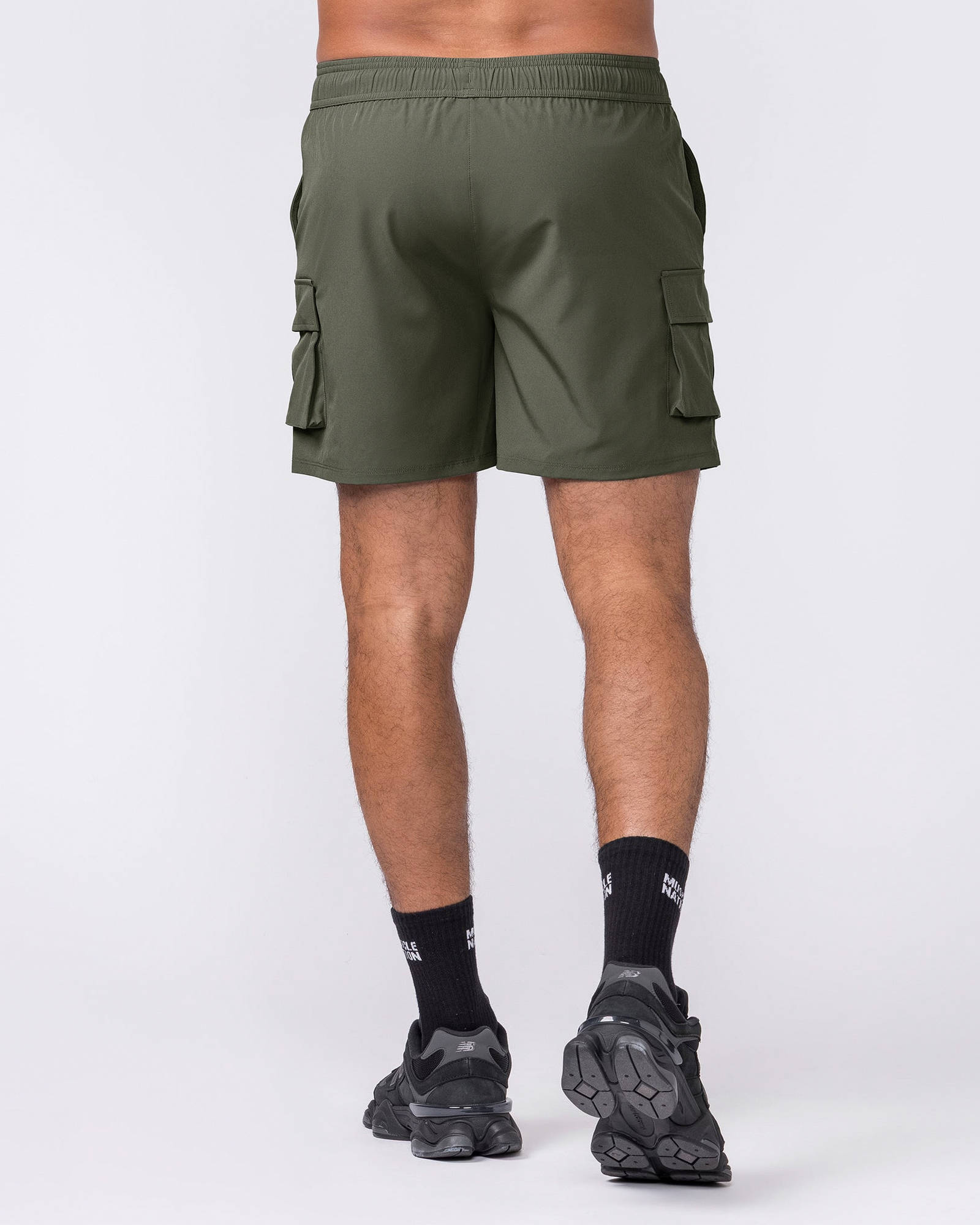 Active Cargo 5" Shorts - Dark Khaki