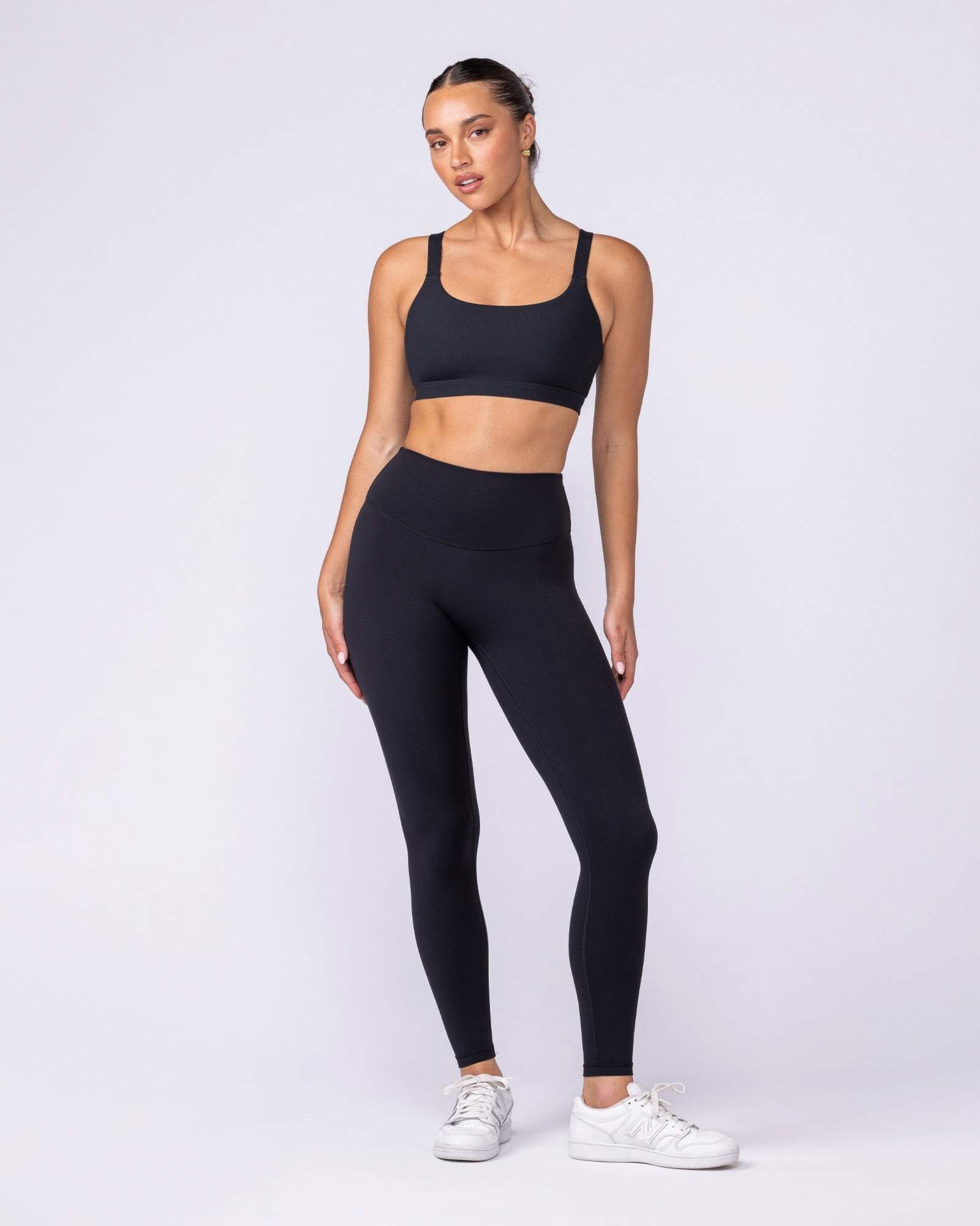 Aura Back Pocket Ankle Length Leggings - Black