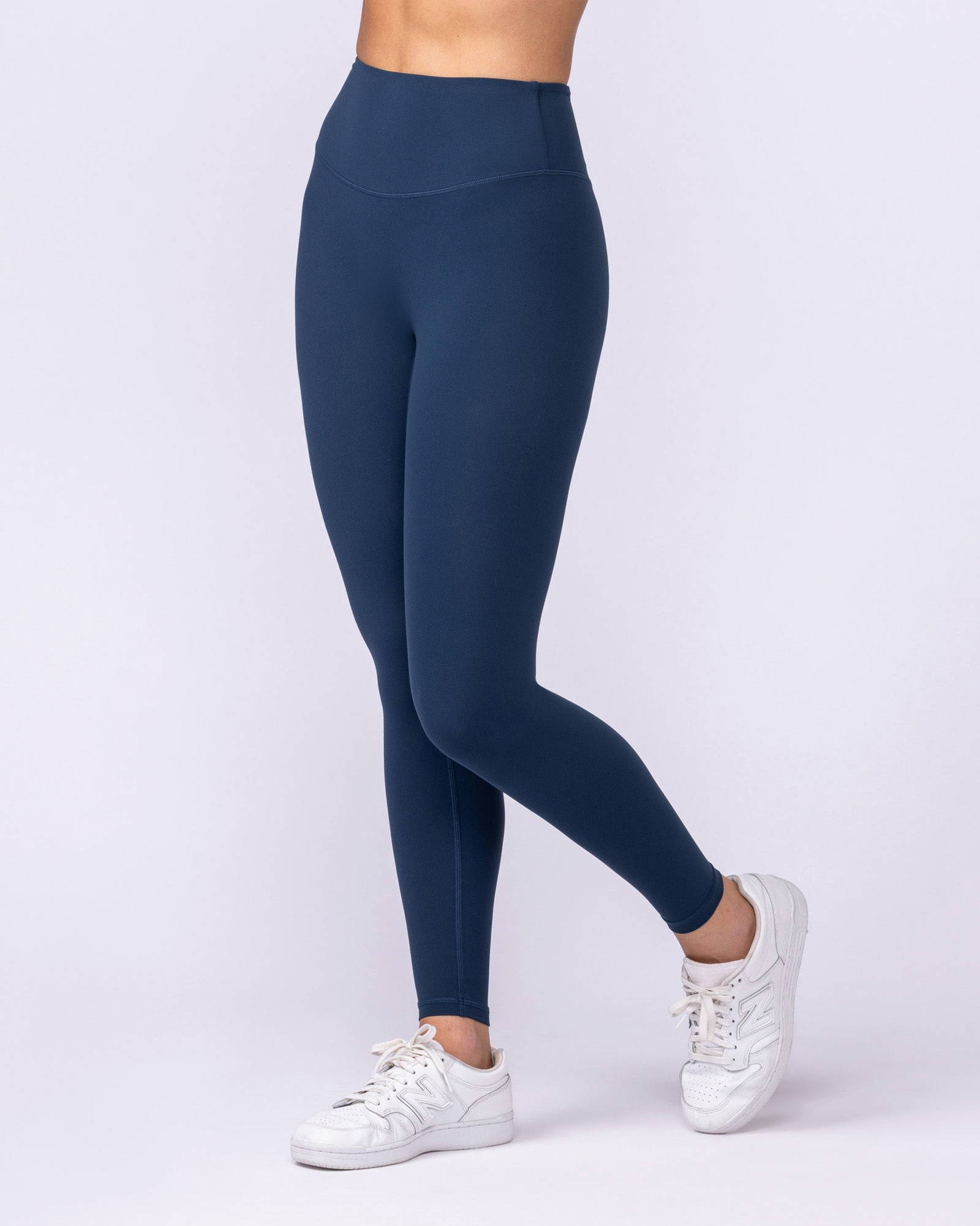 Aura Back Pocket Ankle Length Leggings - Navy