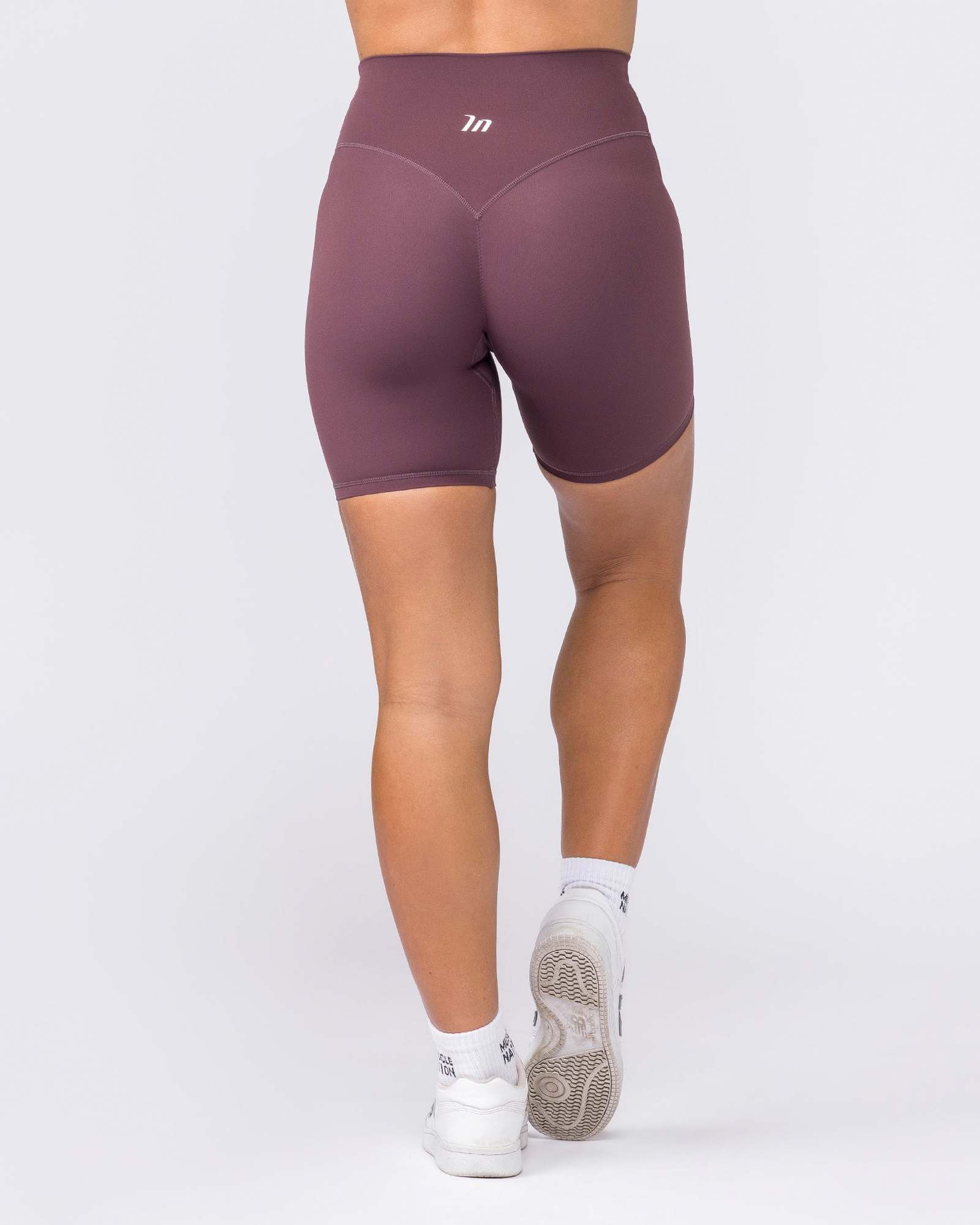Aura Peachy Invisible Scrunch Bike Shorts - Dark Cherry