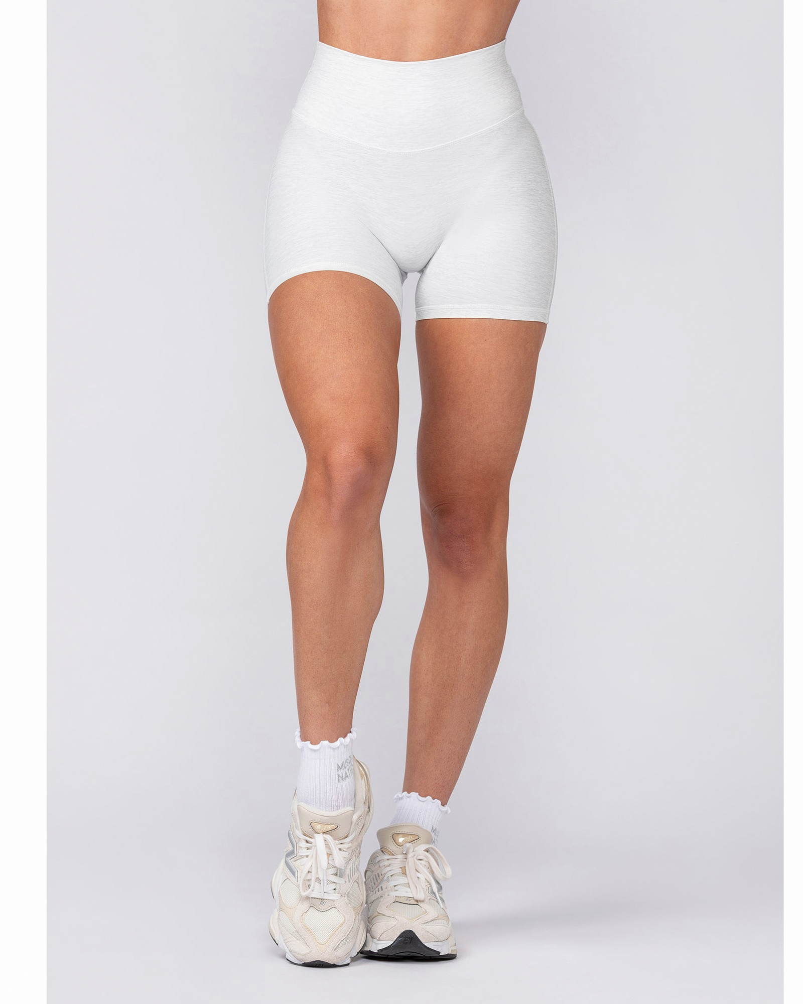 Aura Peachy Invisible Scrunch Midway Shorts - White Grey Marl