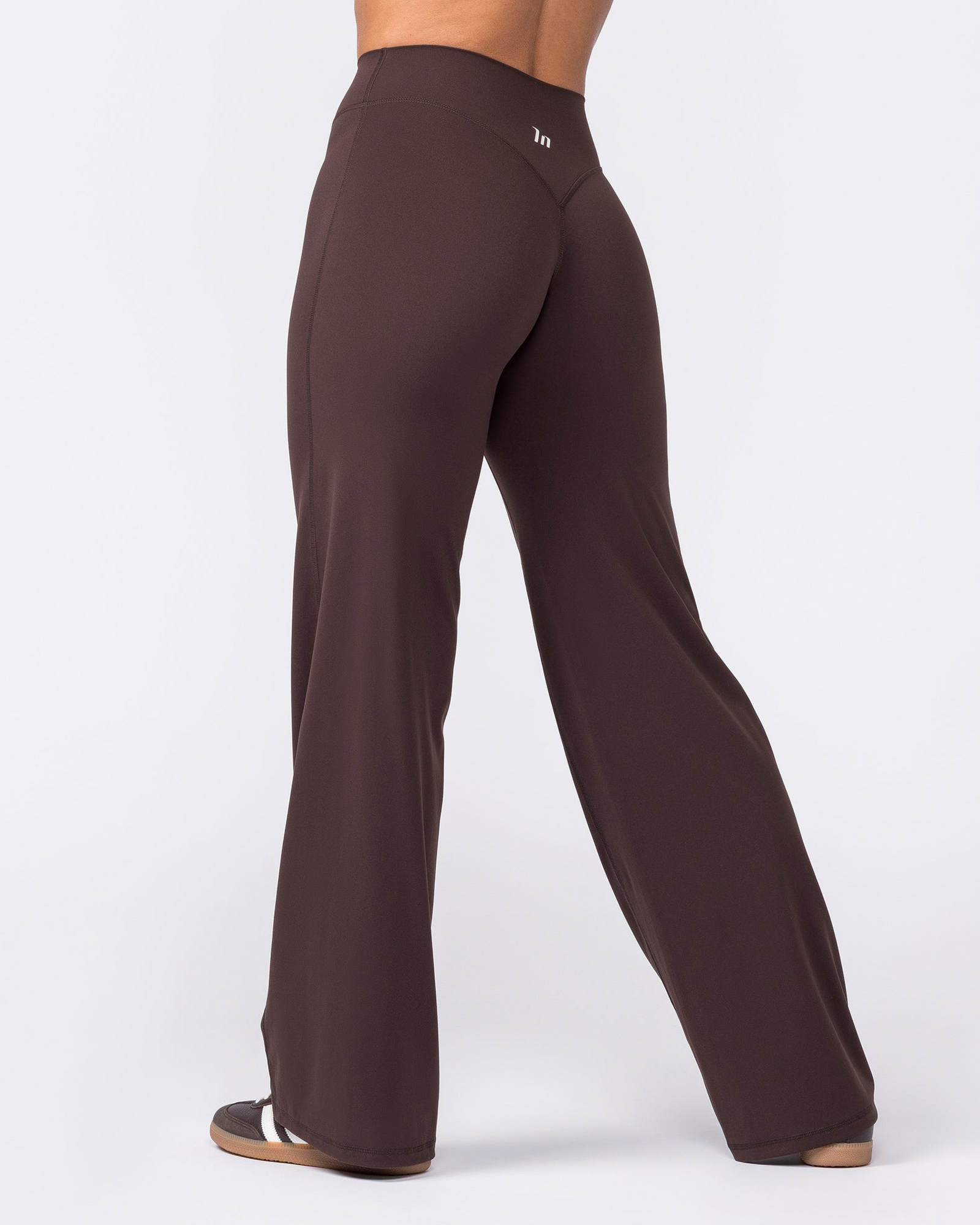 Aura Straight Leg Leggings Short - Cocoa