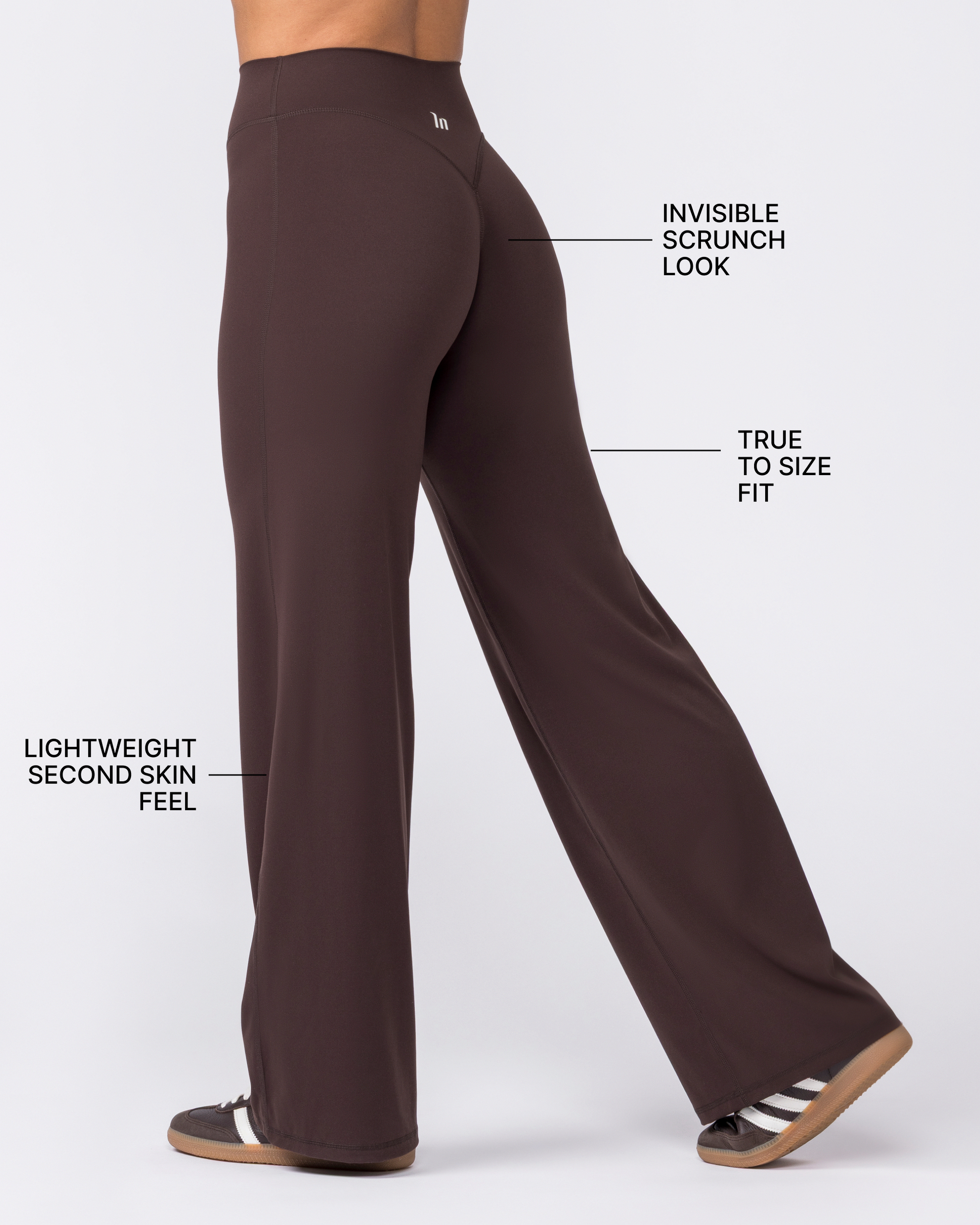 Aura Straight Leg Leggings Short - Cocoa