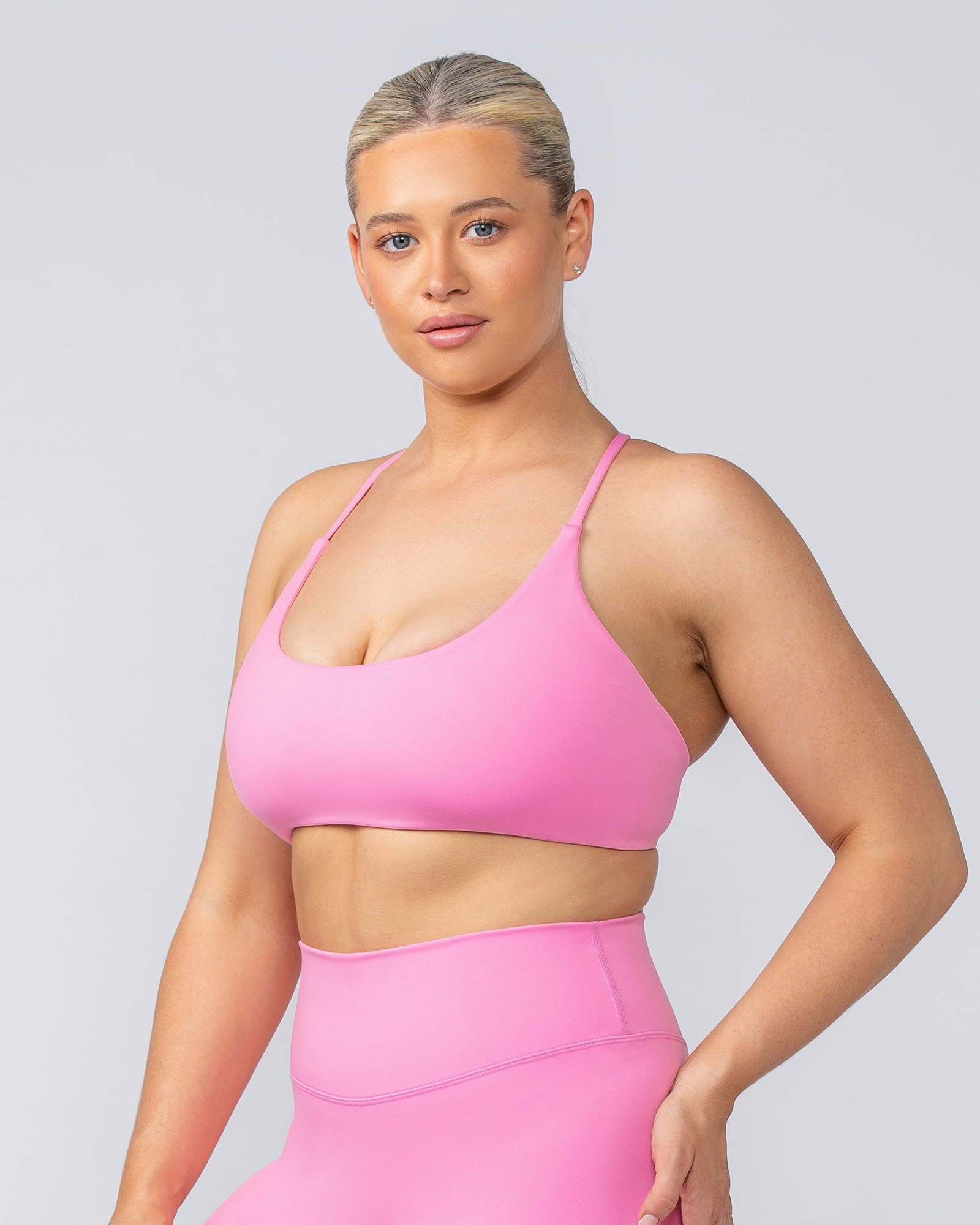 Strike Bralette - Hollywood Pink