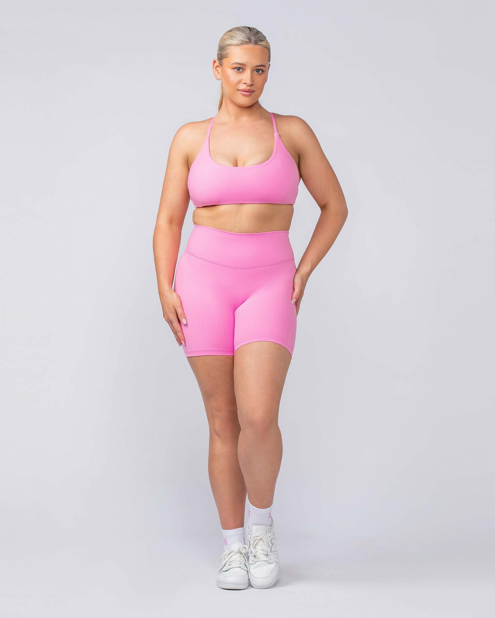 Strike Bralette - Hollywood Pink