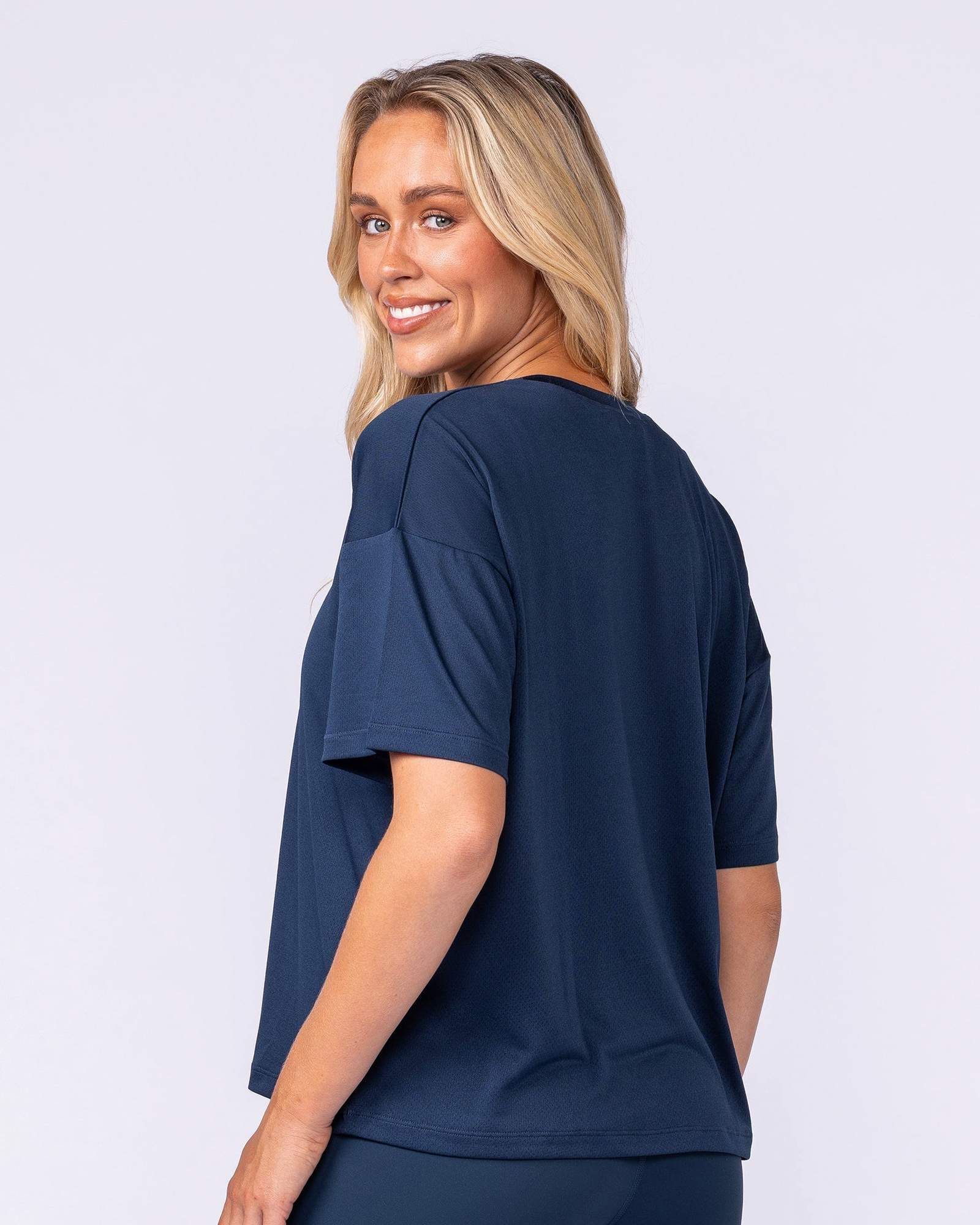 Boxy Training Tee - Navy