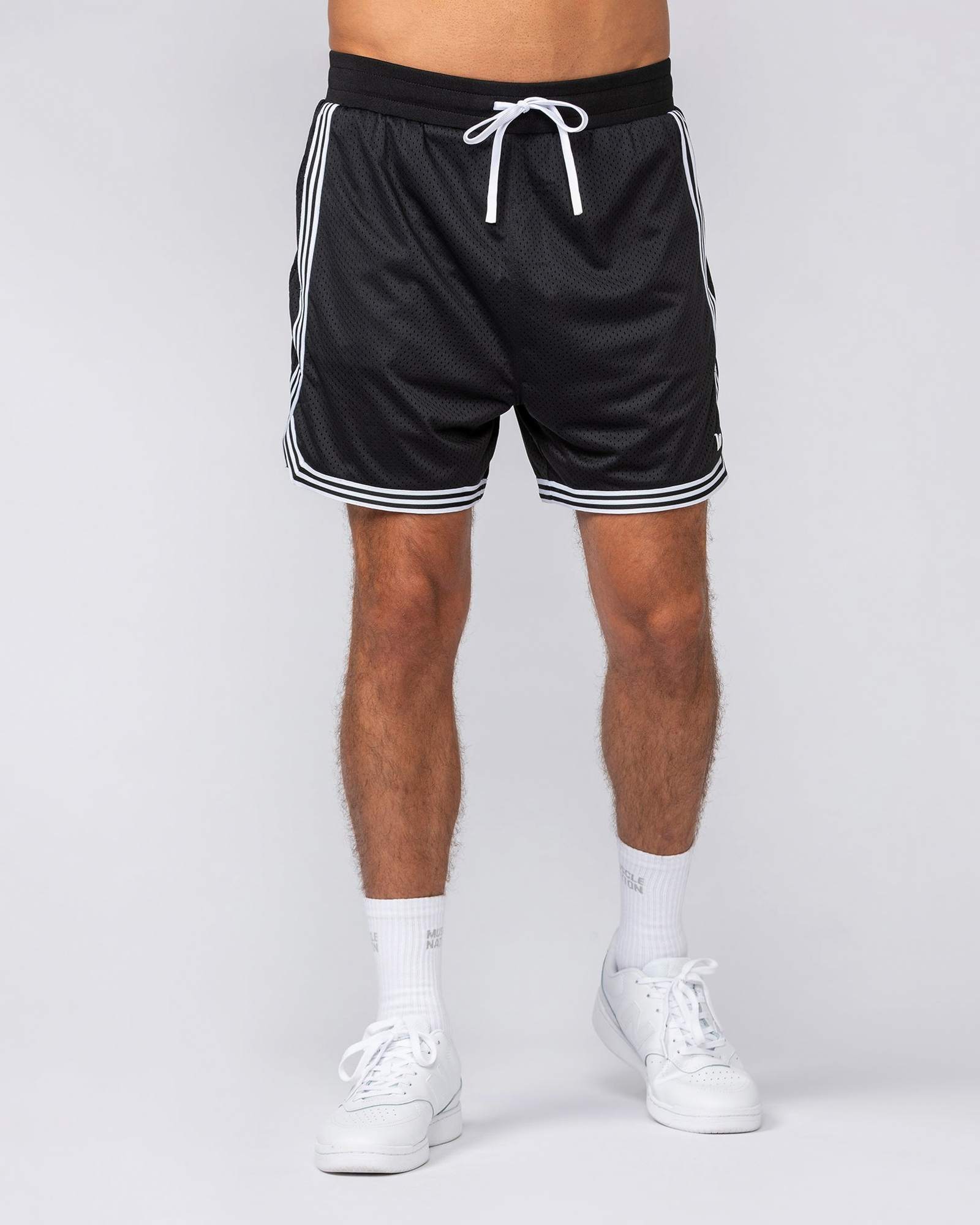 Courtside Basketball 5" Shorts - Black
