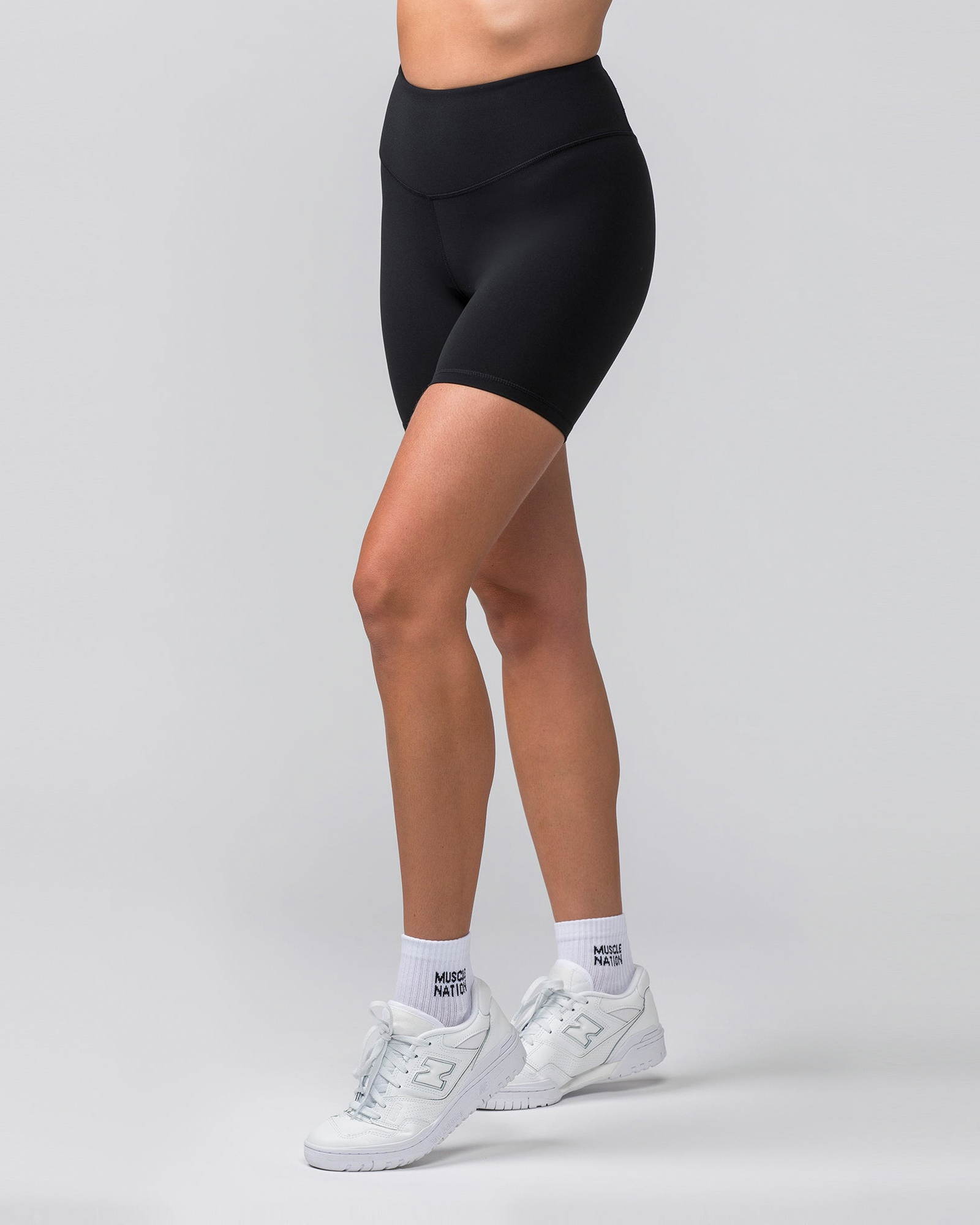 Contour Aura Bike Shorts - Black