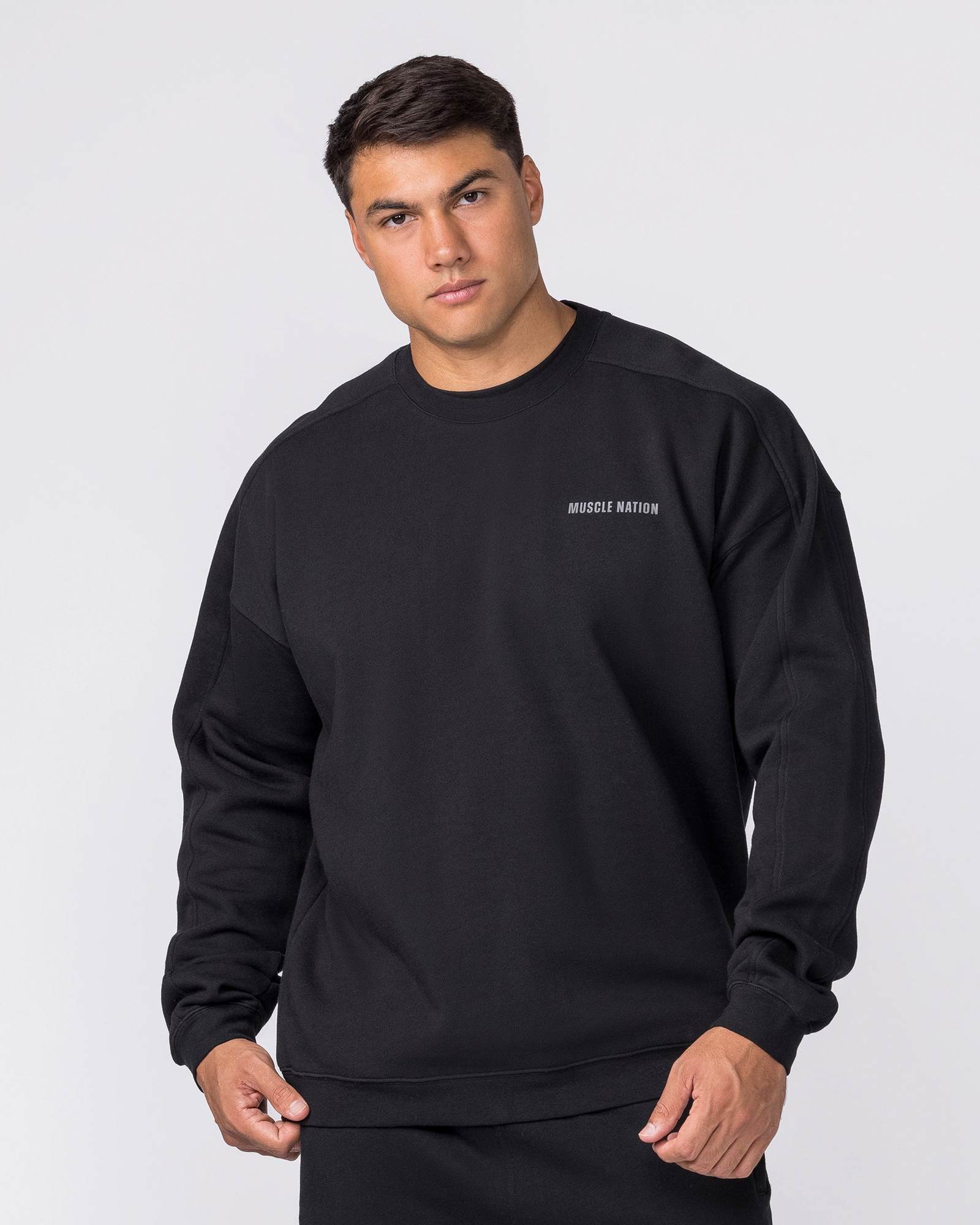 Essential Crew Pullover - Black