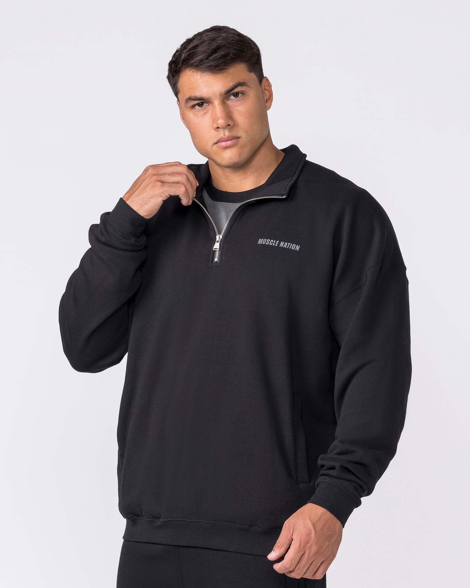 Essential Quarter Zip - Black