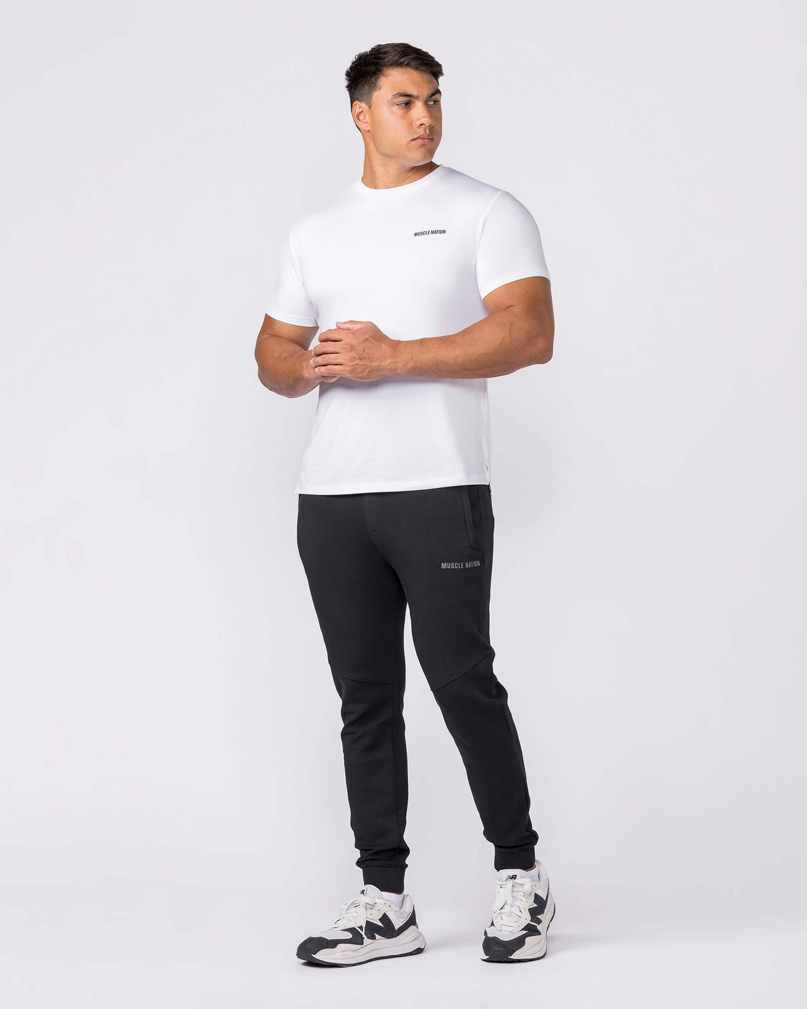 Essential Tech Pants - Black