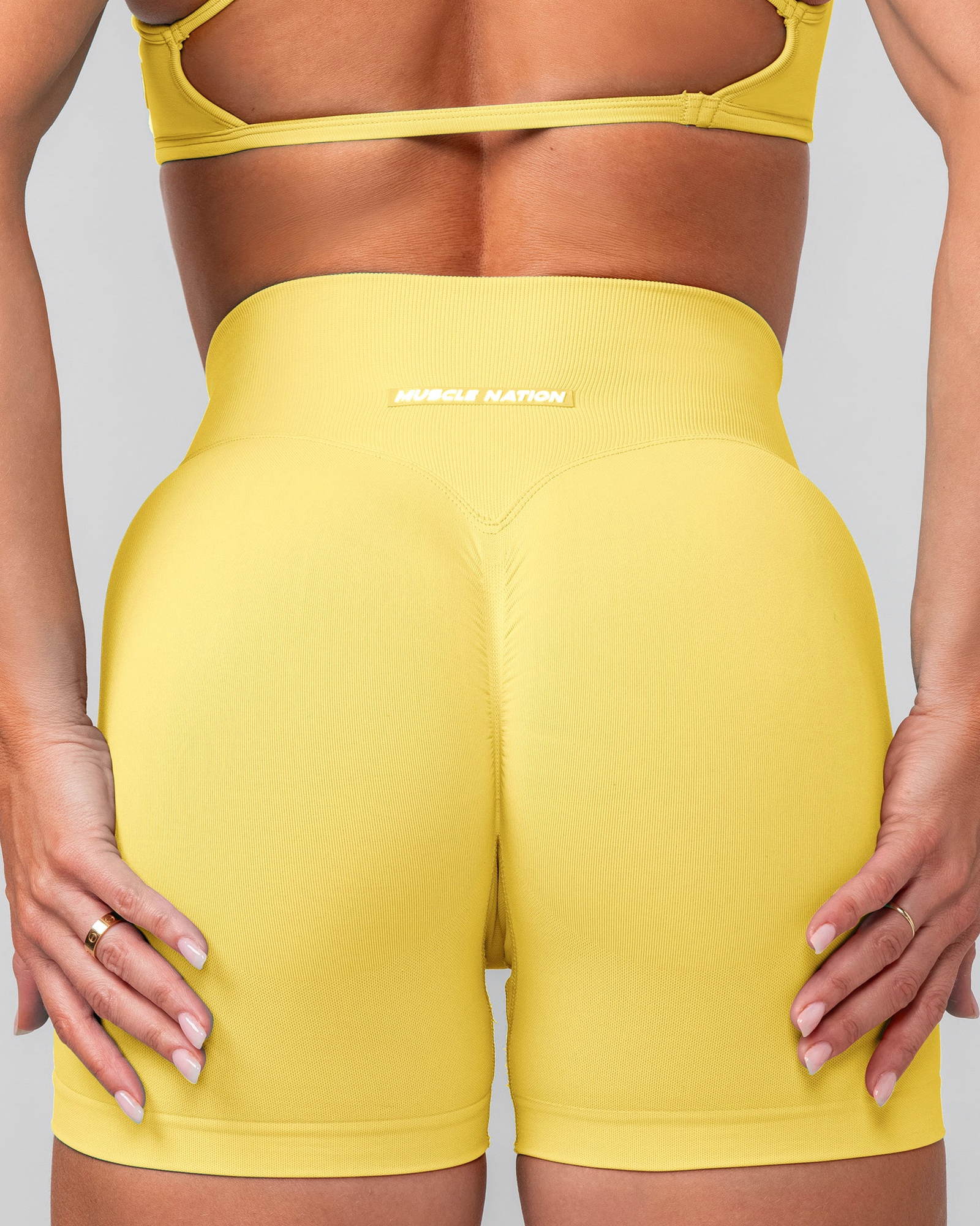 Sculpt Seamless Midway Shorts - Sunshine