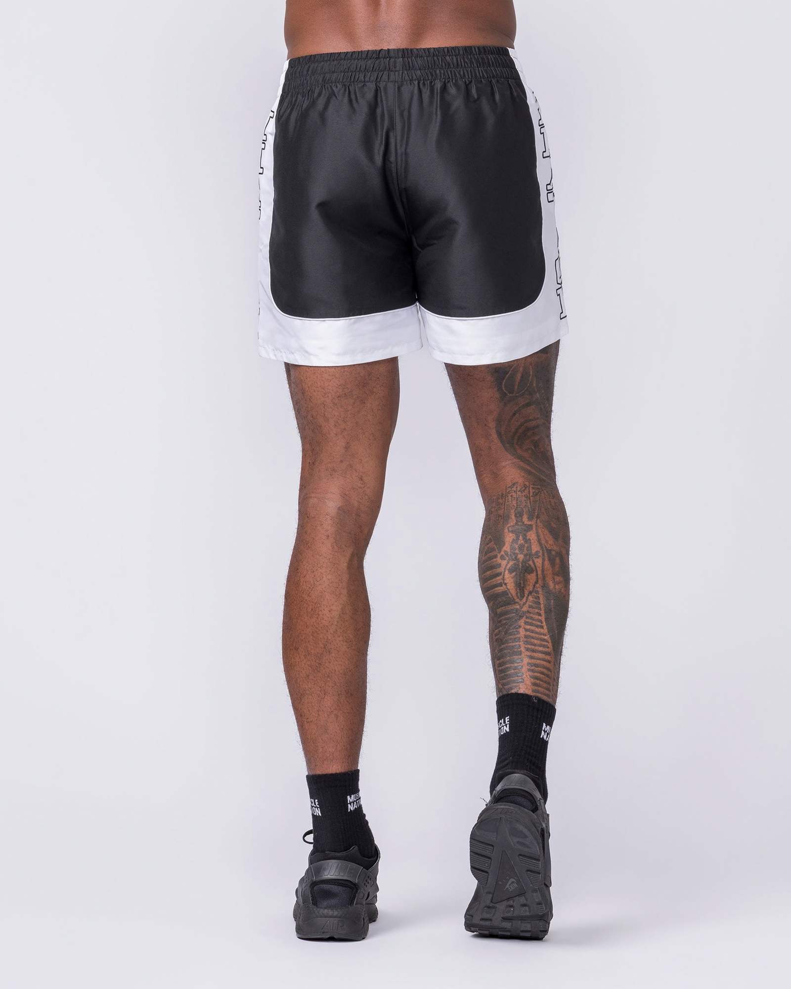 Headliner 5" Shorts - Black