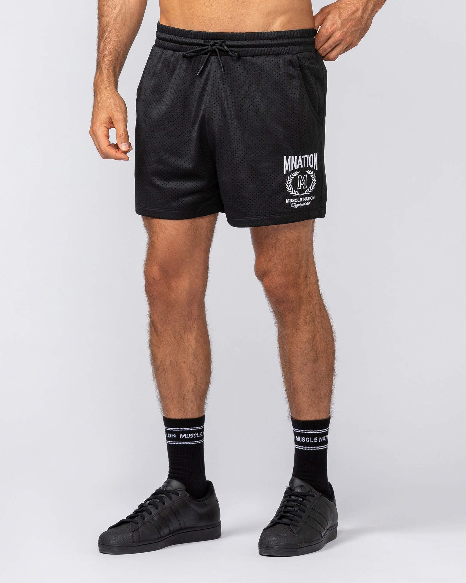 Heritage Crest Lay Up 3.5" Shorts - Black