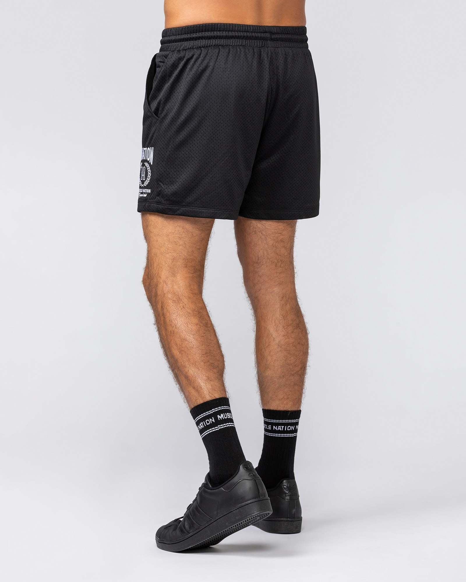Heritage Crest Lay Up 3.5" Shorts - Black