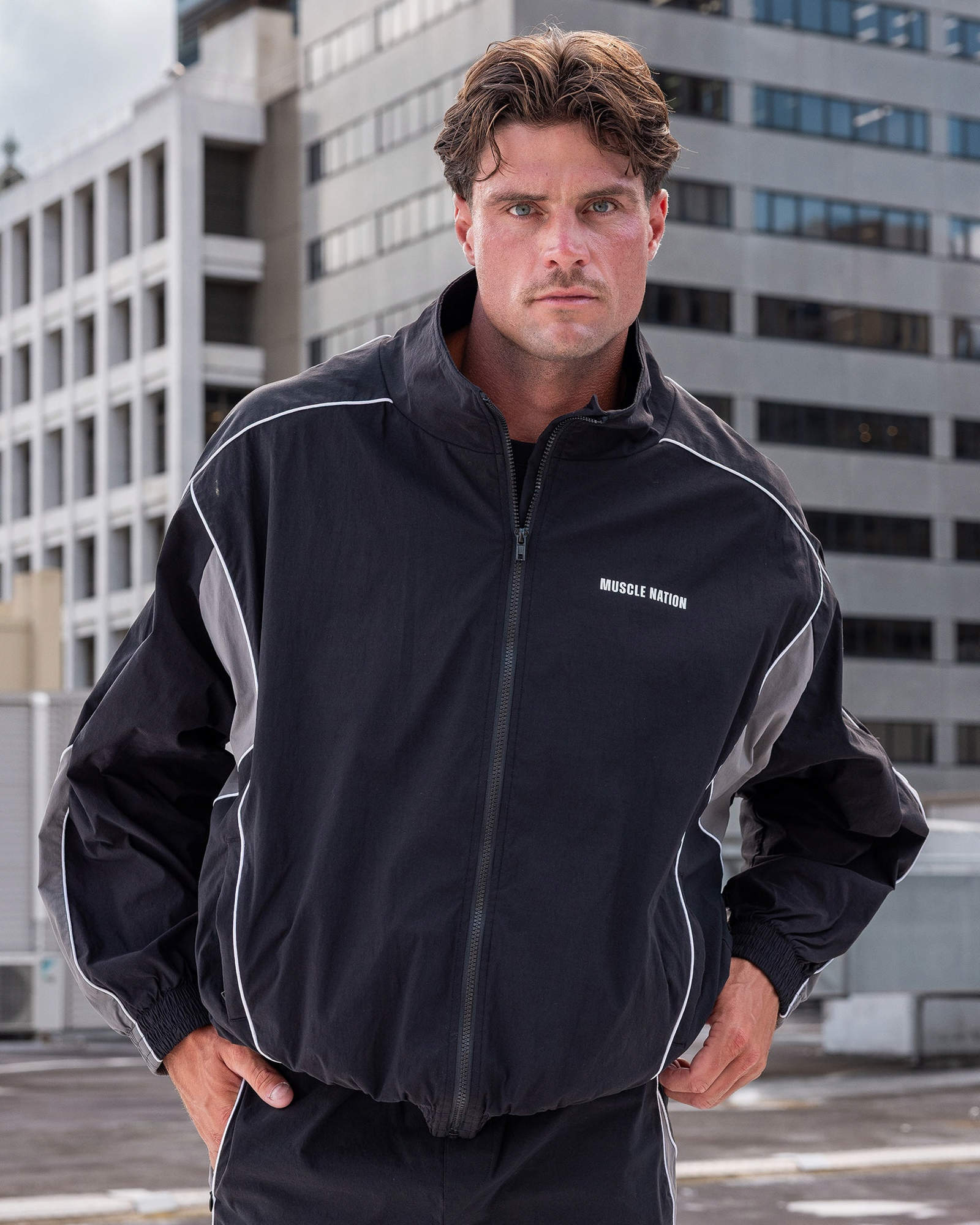 Command Windbreaker Zip Through - Black