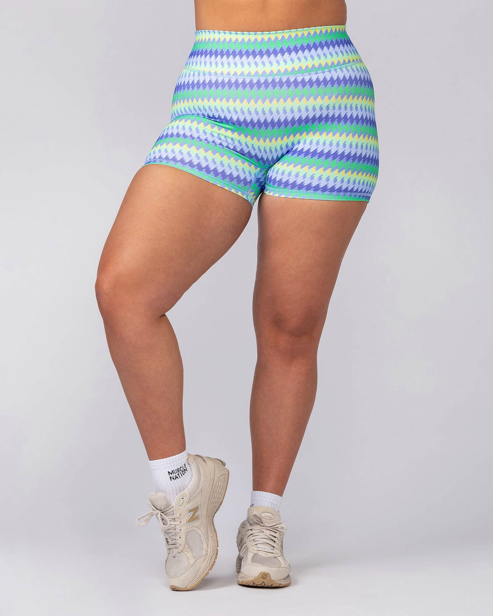 Instinct Scrunch Midway Shorts - Blue Fiesta Print