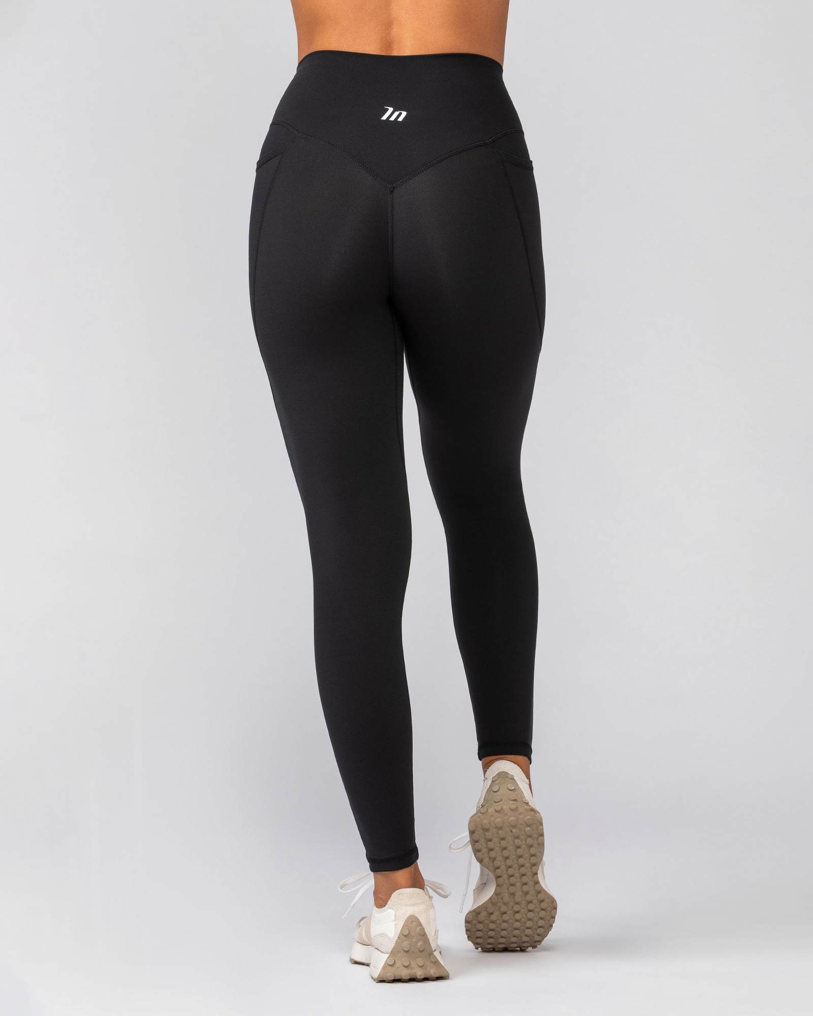 Liberty Pocket Ankle Length Leggings - Black