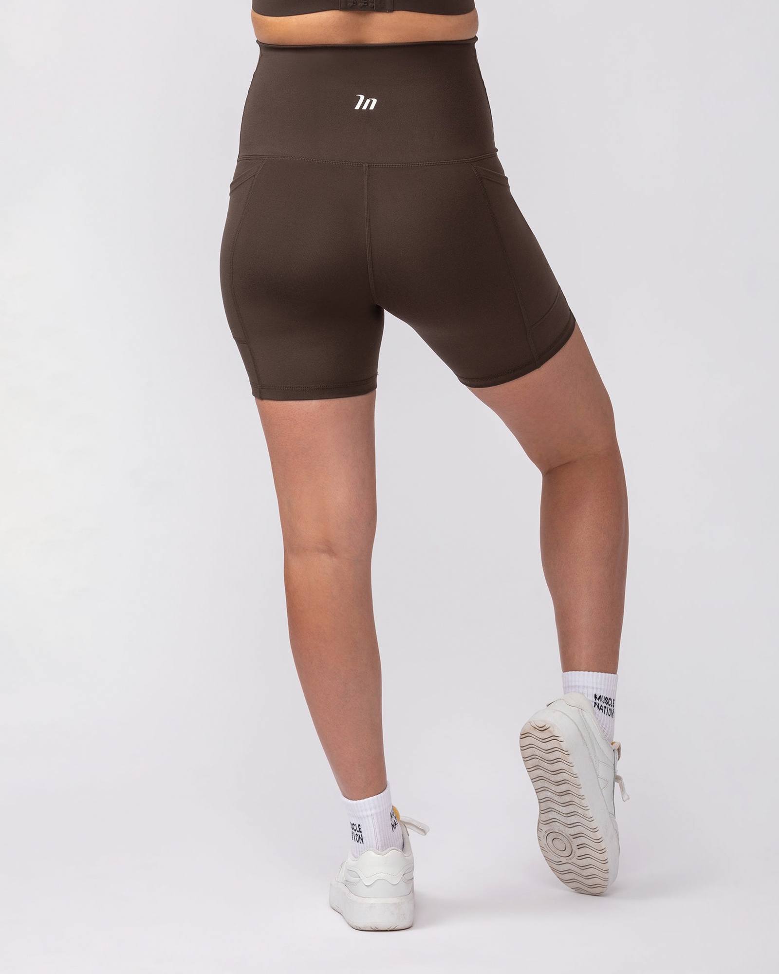 Maternity Everyday Pocket Bike Shorts - Deep Brown