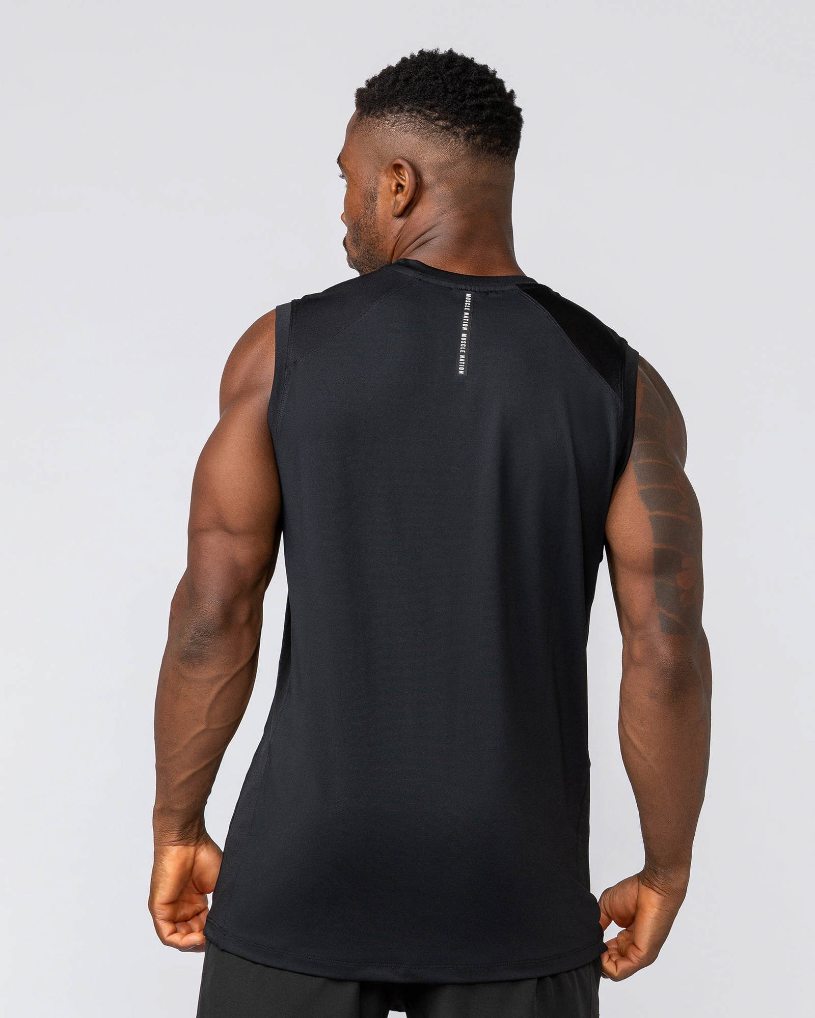 Ventilation Tank - Black