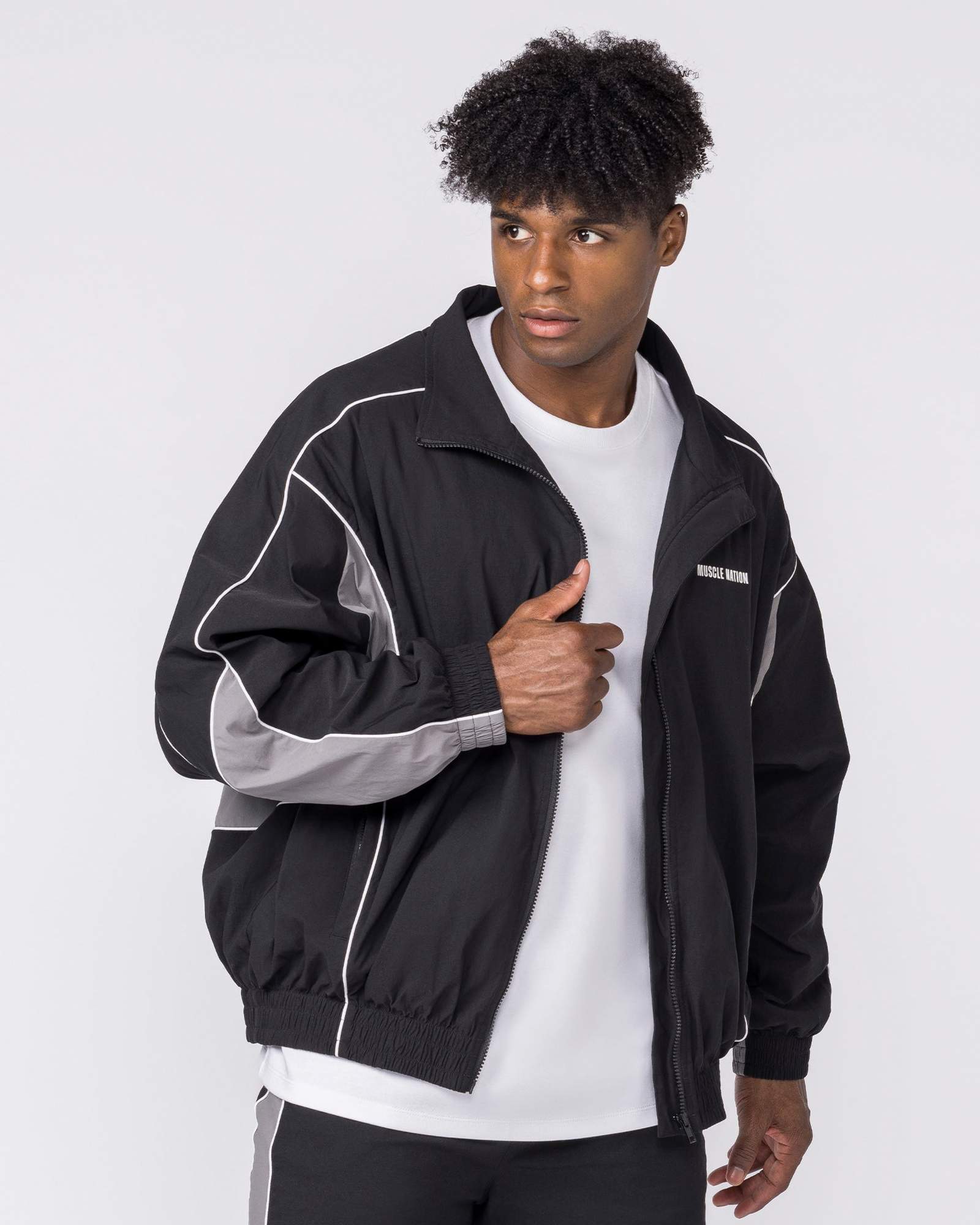 Command Windbreaker Zip Through - Black