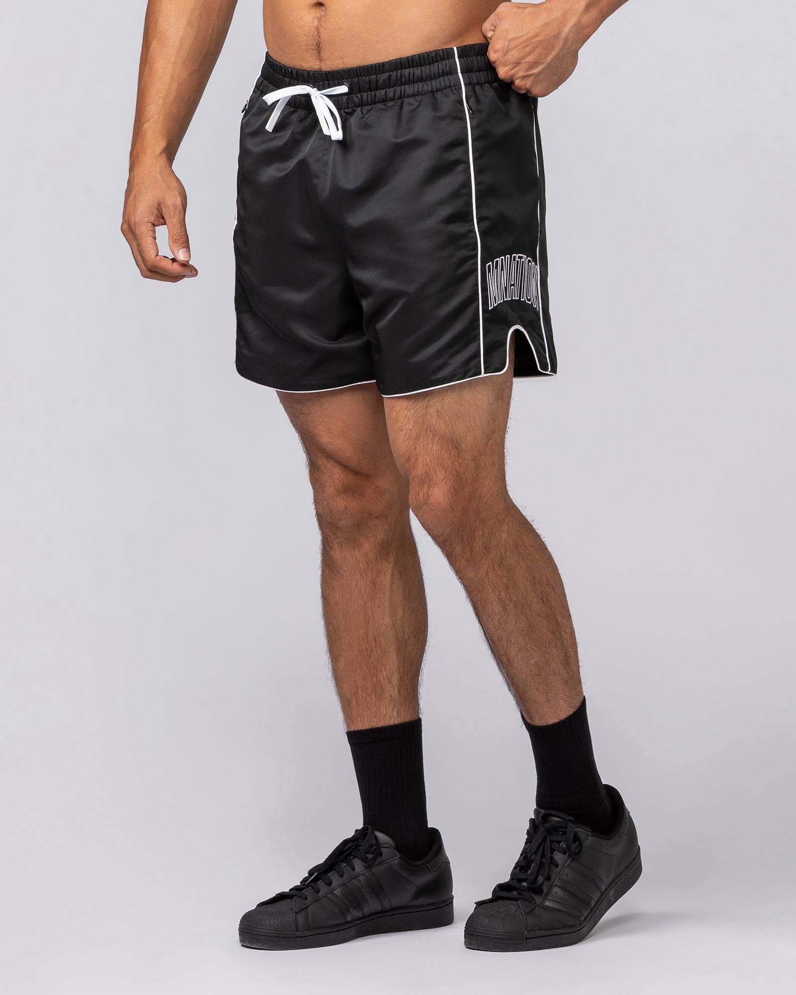 Round House 5" Shorts - Black