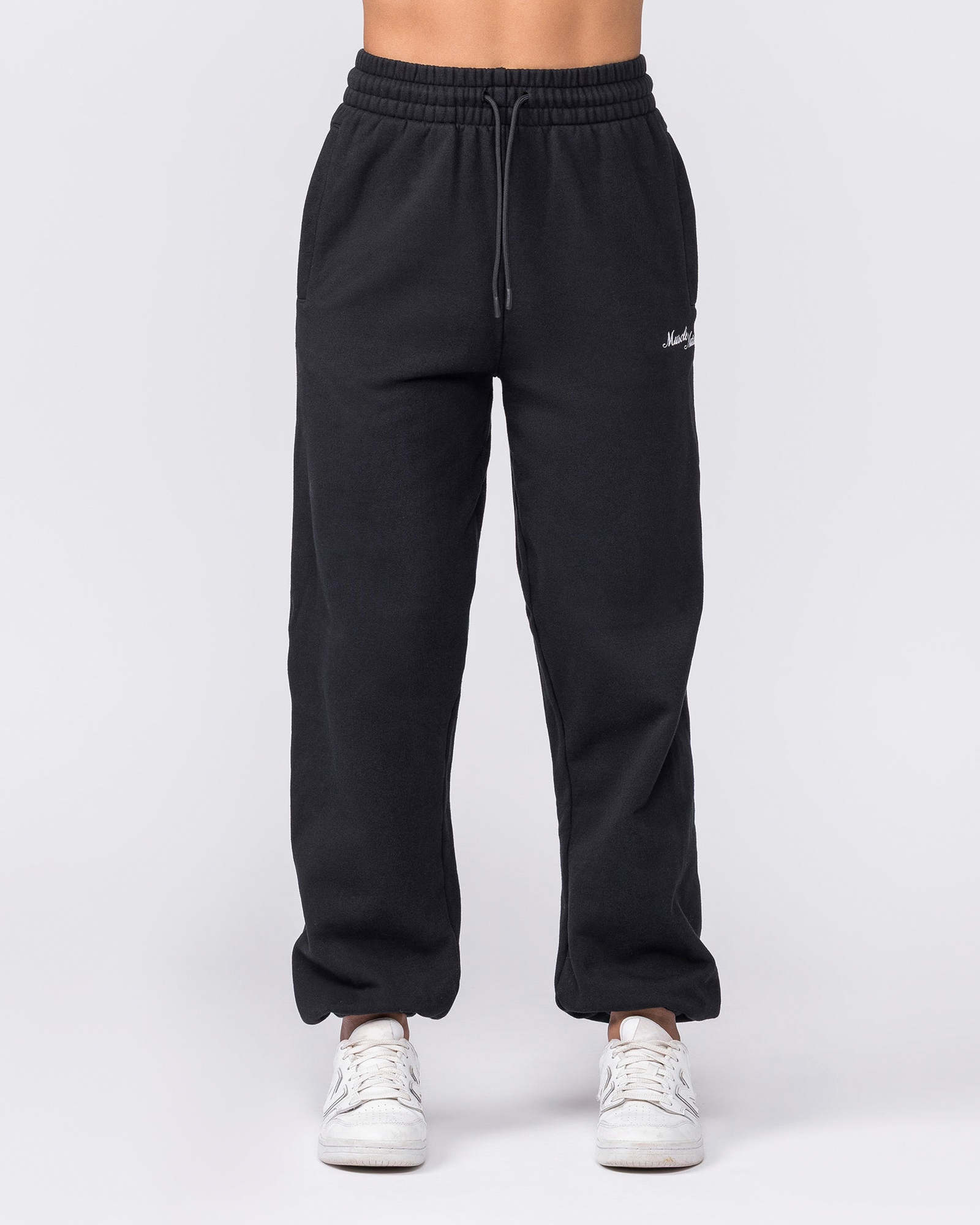 Routine Slouchy Trackies - Black