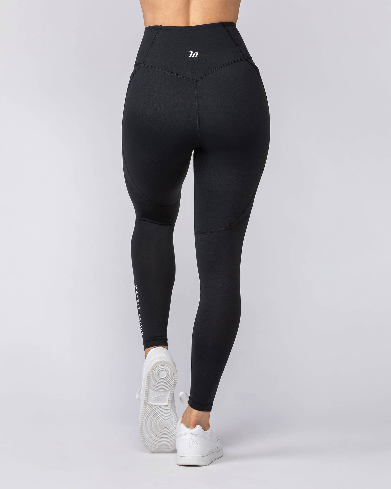 Signature Boost Pocket Ankle Length Leggings - Black