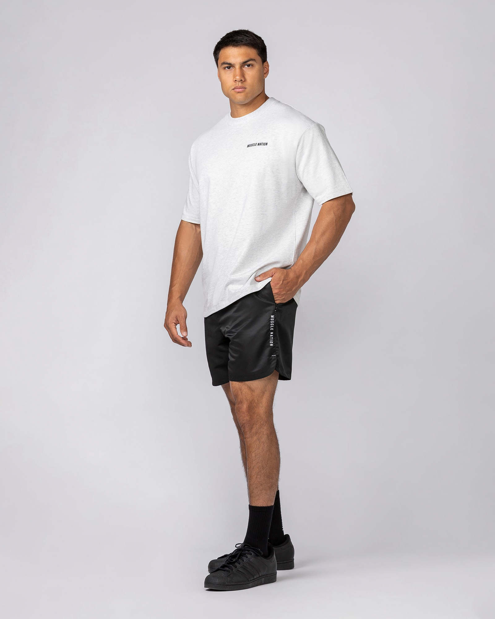 Standard Shorts - Black