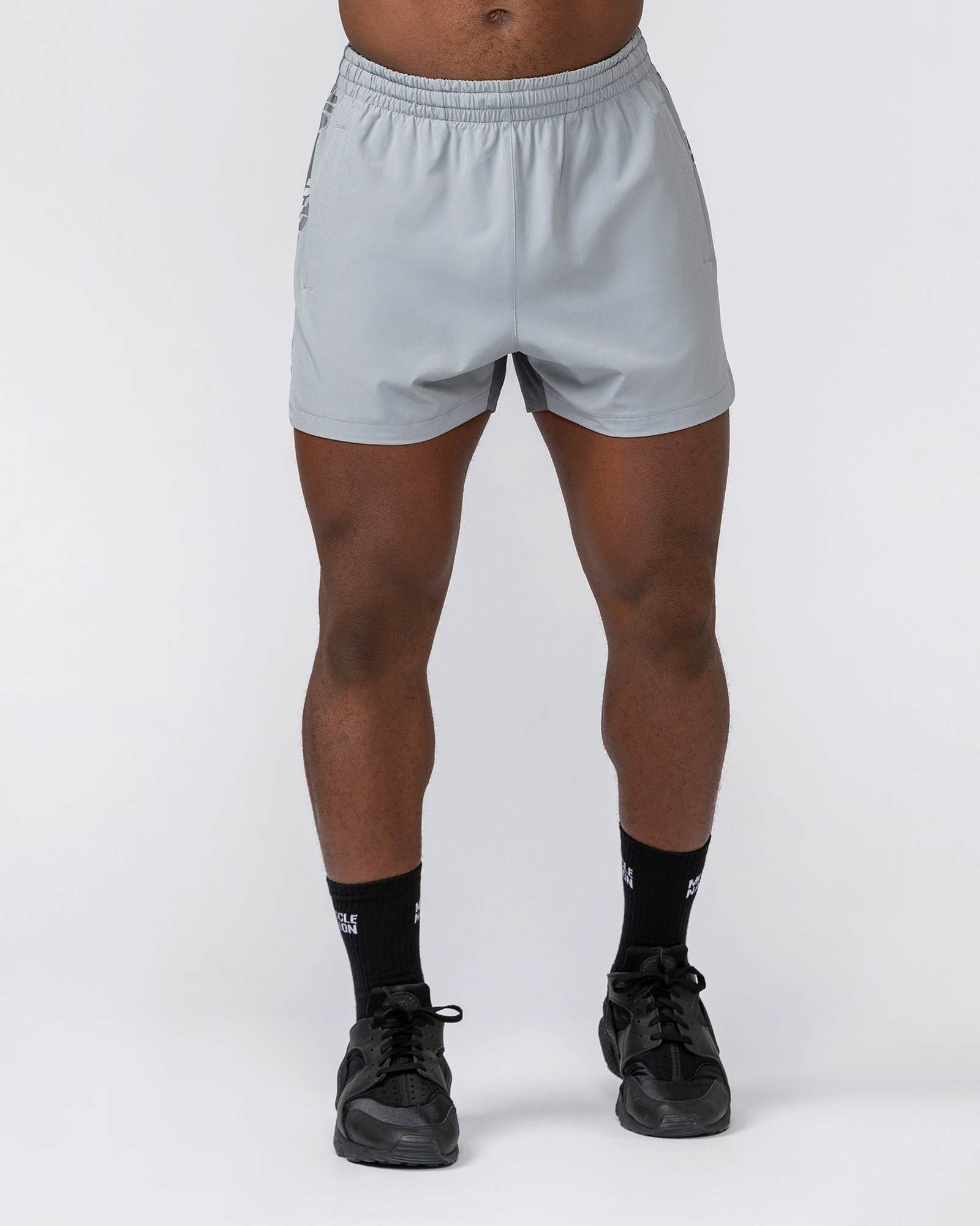 Stride 3.5" Shorts - Jet Grey / Tornado