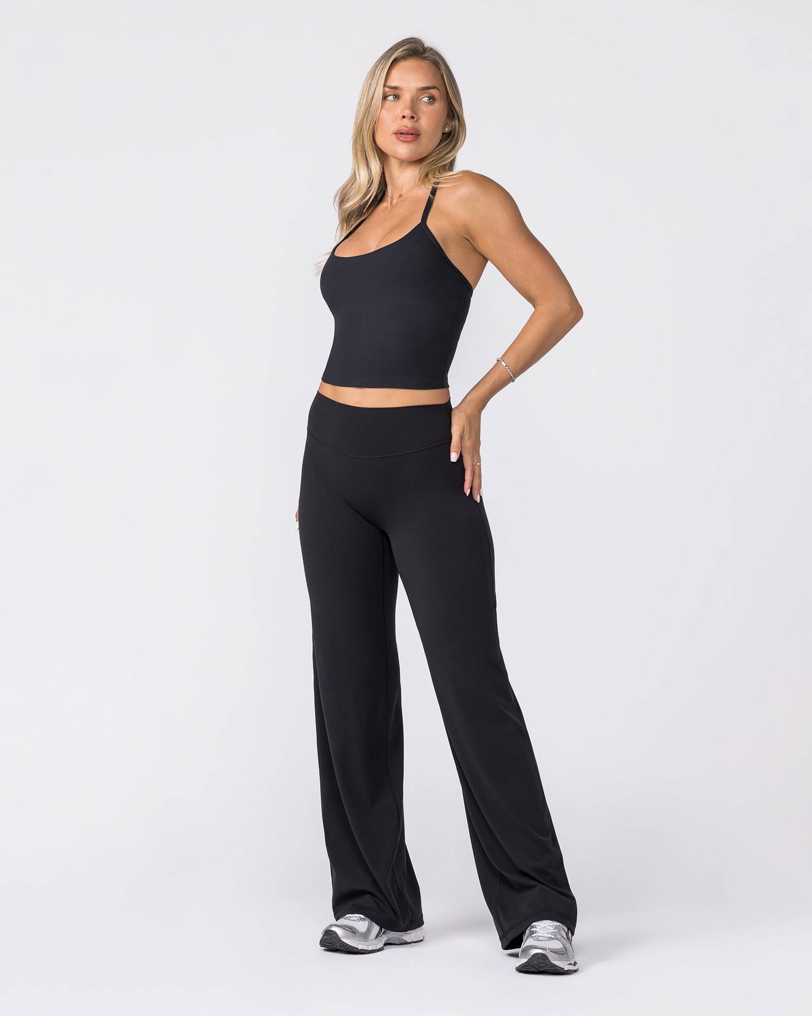Stride Bra Tank - Black