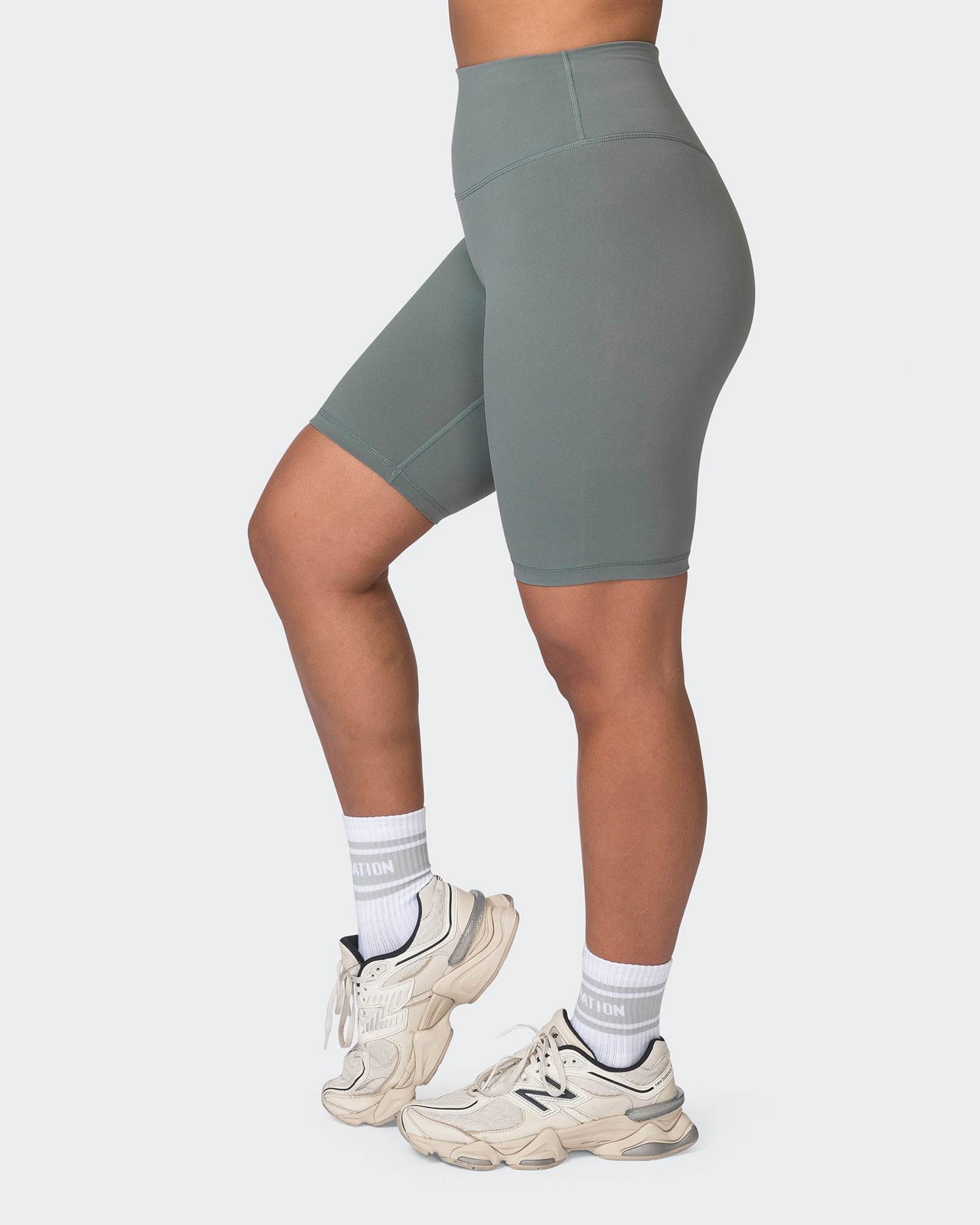 Ultra Signature Referee Length Shorts - Botanica