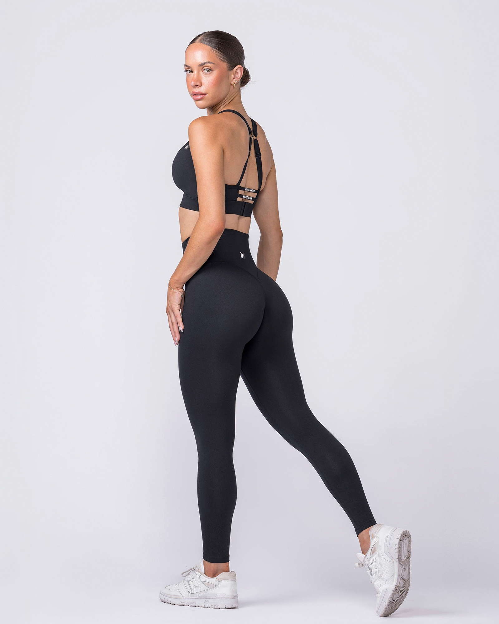 Unrivalled Bare Ankle Length Leggings - Black