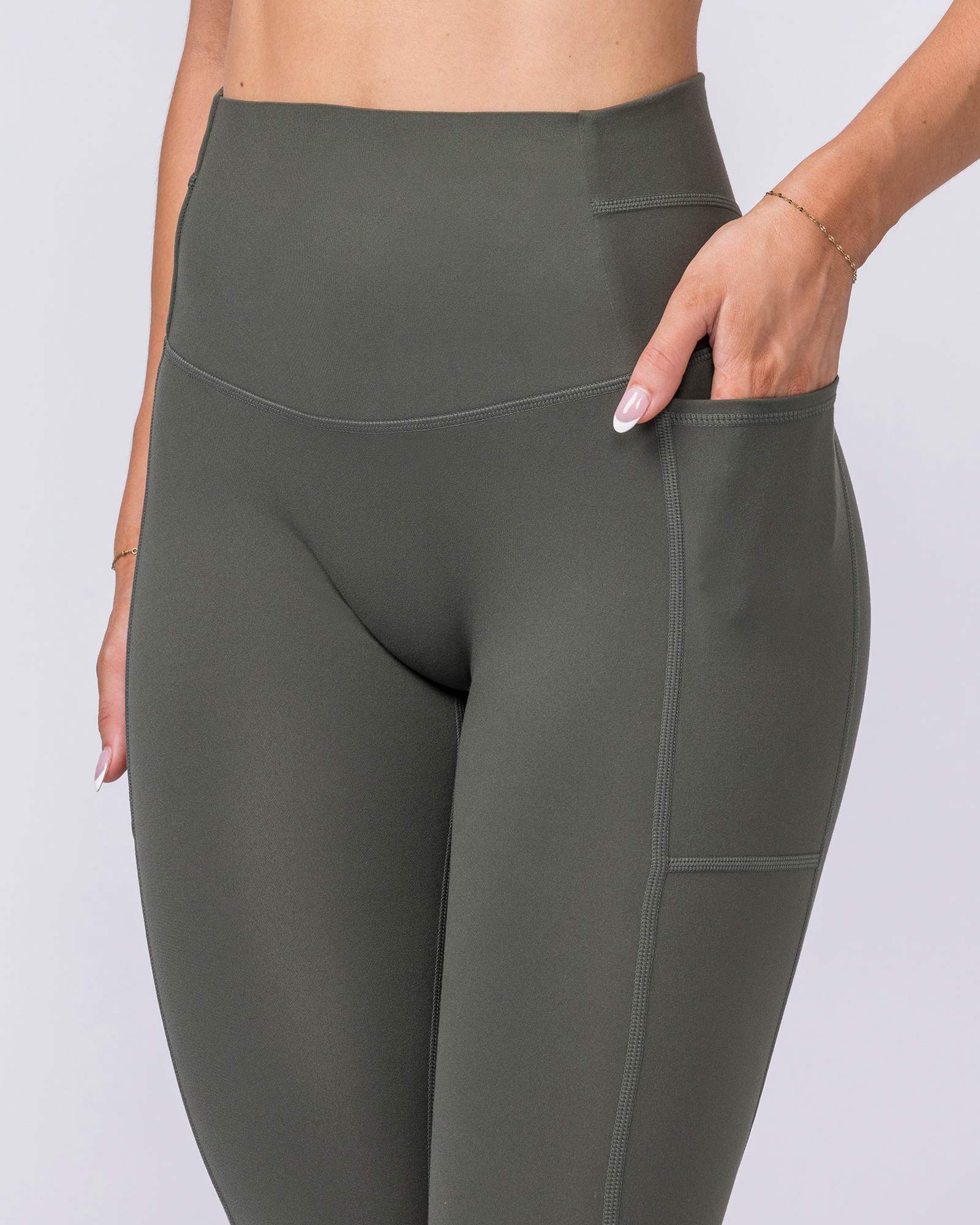 Unrivalled Everyday Pocket Ankle Leggings - Eucalyptus