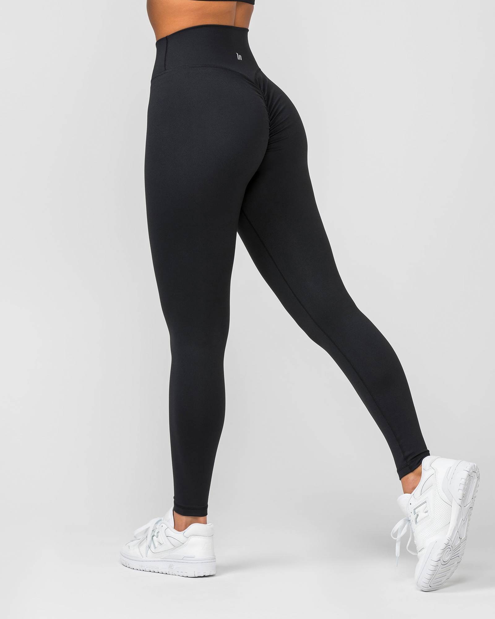 Signature Full Length Scrunch Leggings - Black