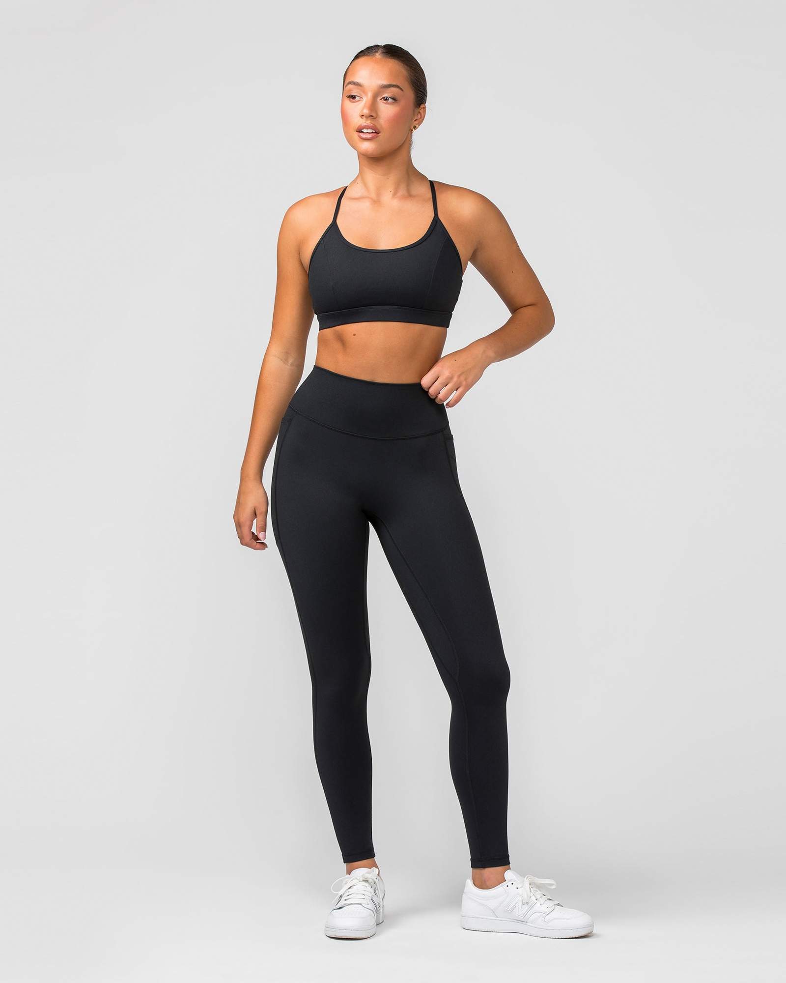 Agility Pocket Ankle Length Leggings - Black