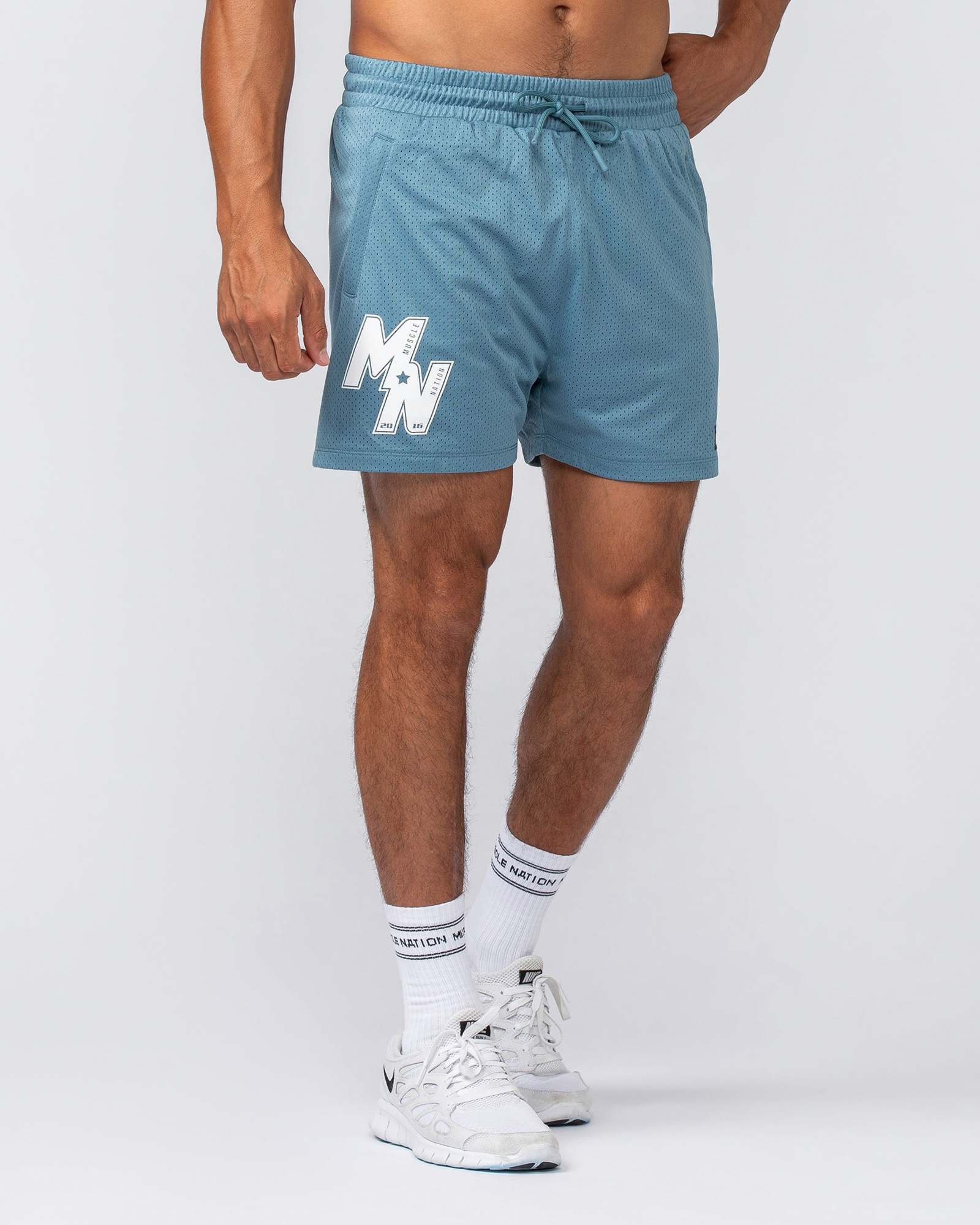 Throwback Lay Up 3.5" Shorts - Pale Thunder