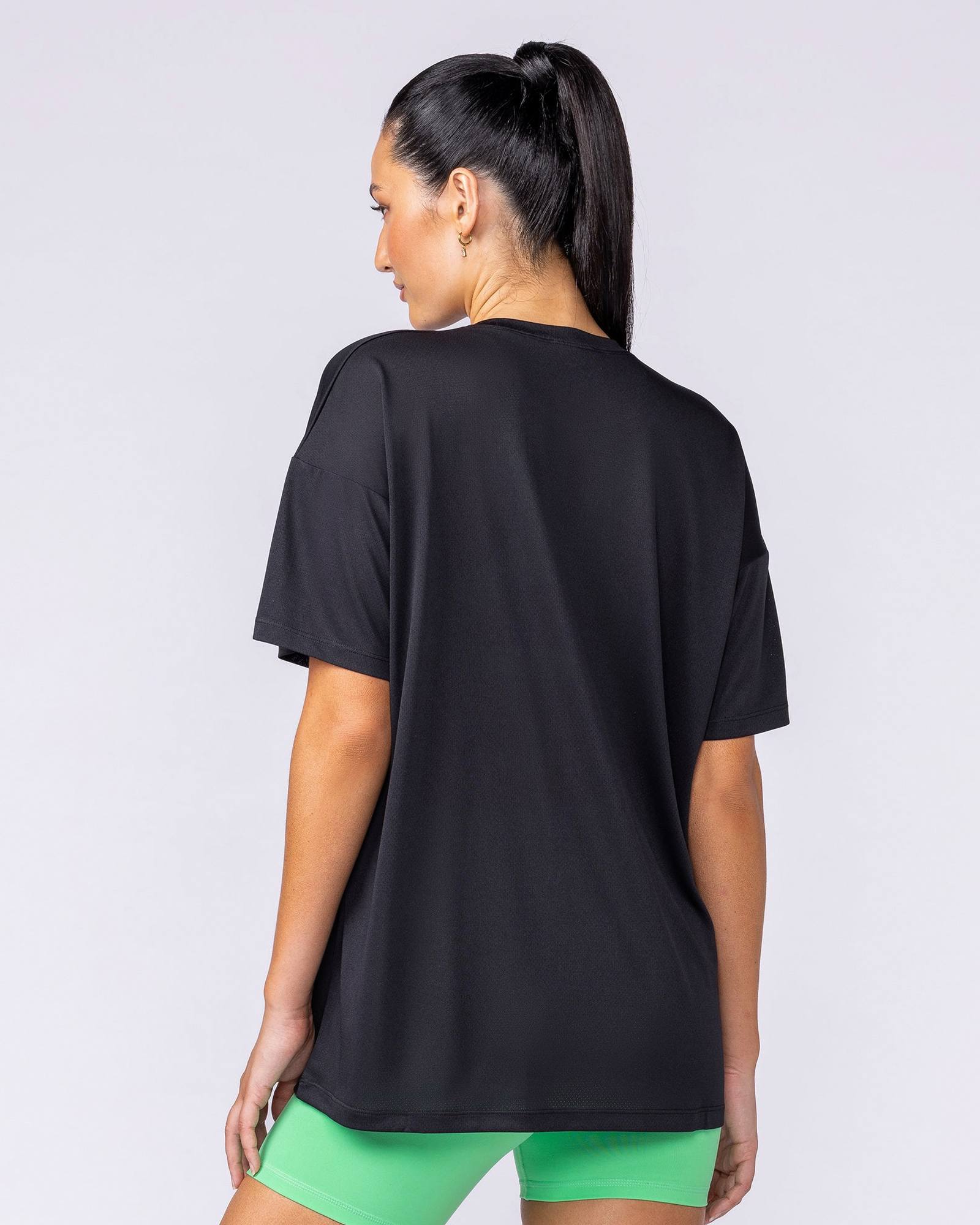 Womens Relaxed Training Tee - Black